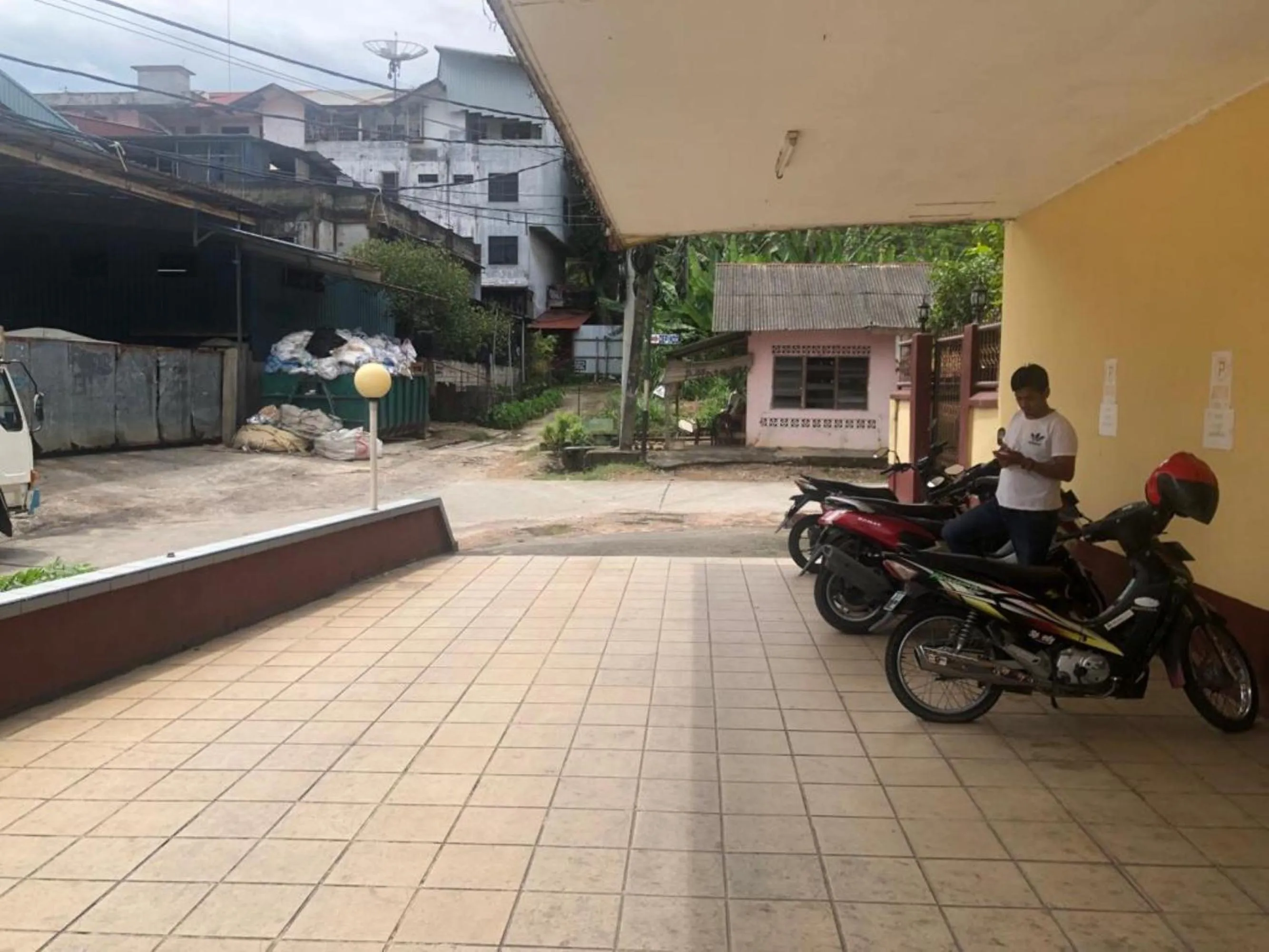 Property building in Hotel Pelita Terang