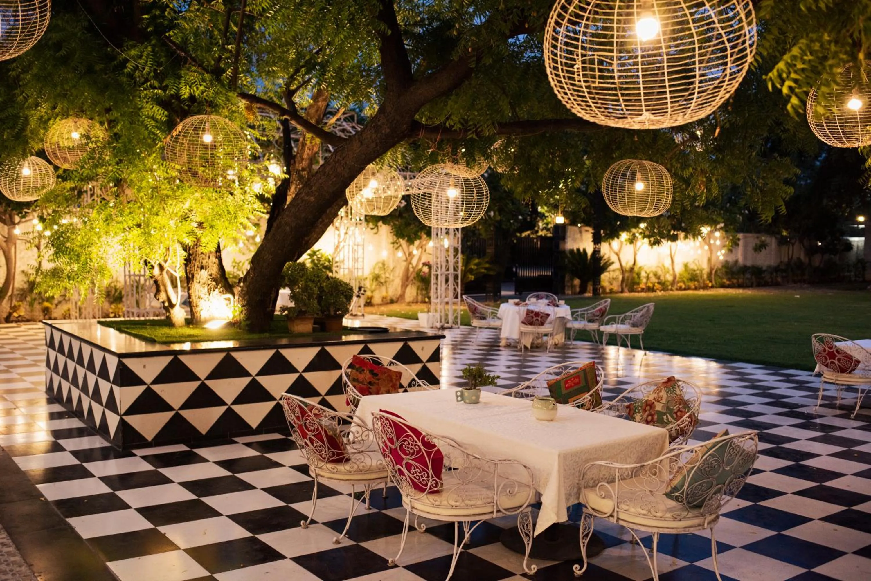 Property building in Hotel CASA Aishbagh