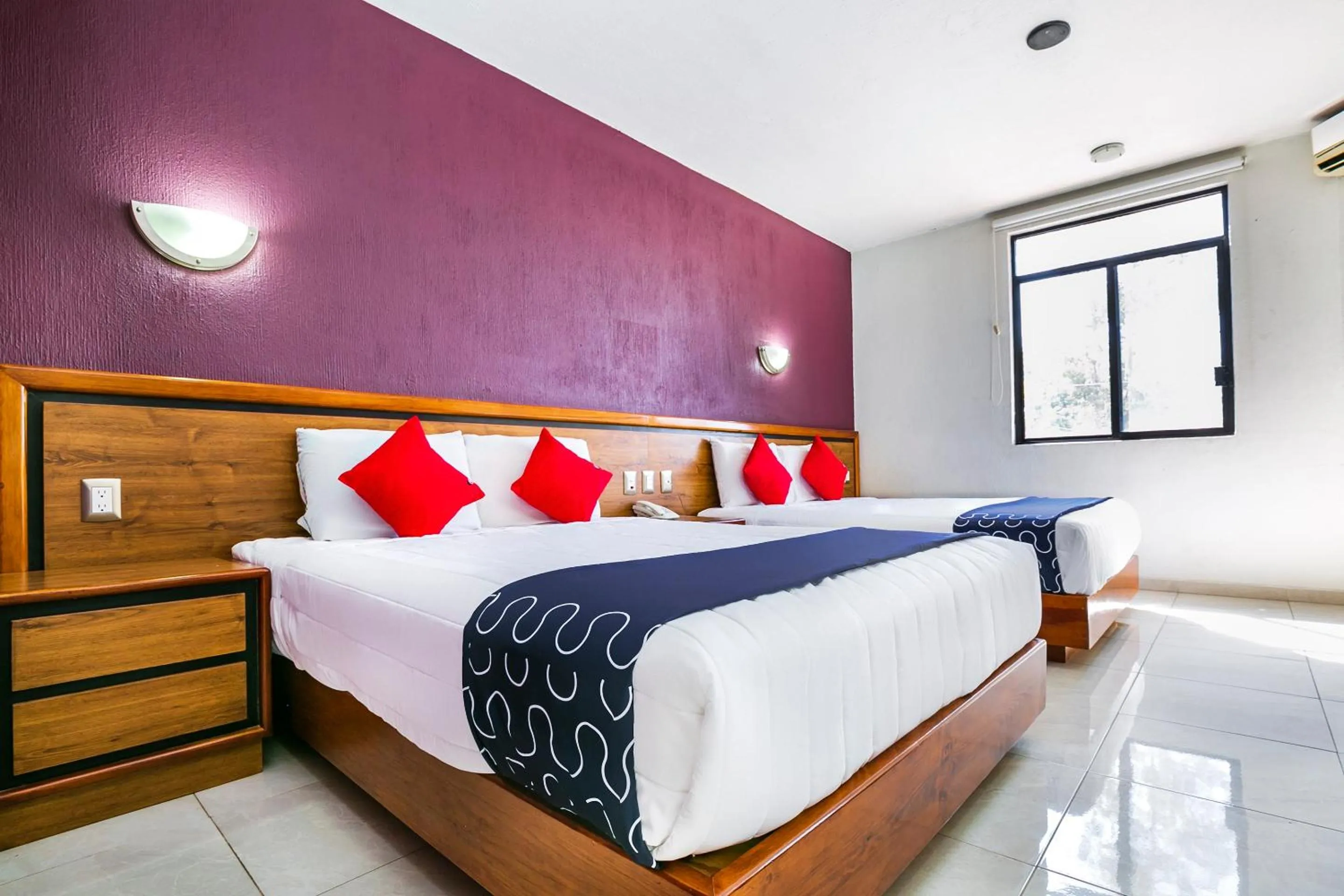 Bedroom, Bed in Capital O Hotel Casa Blanca, Morelia