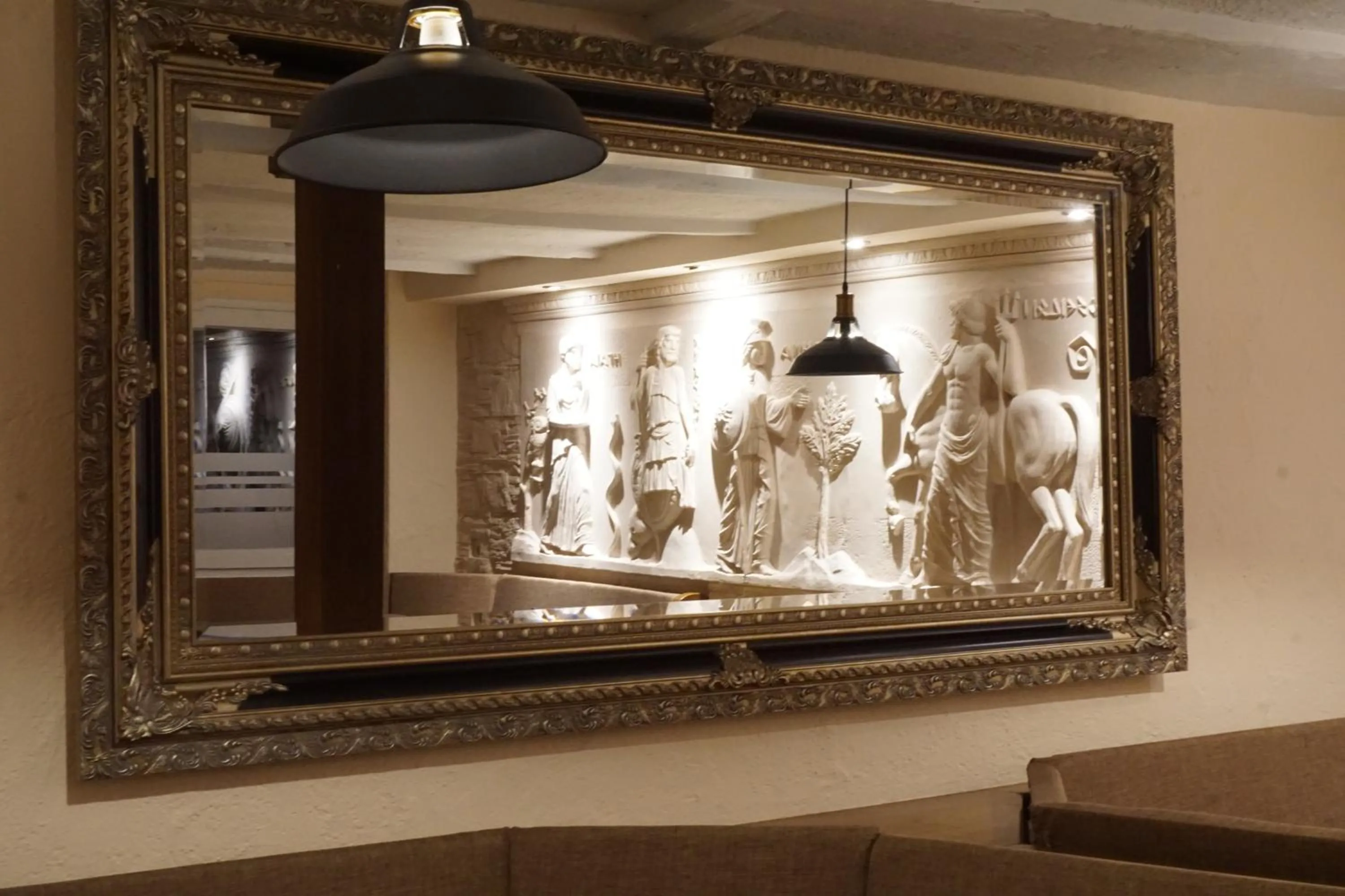 Restaurant/places to eat in Hotel-Restaurant Alpha