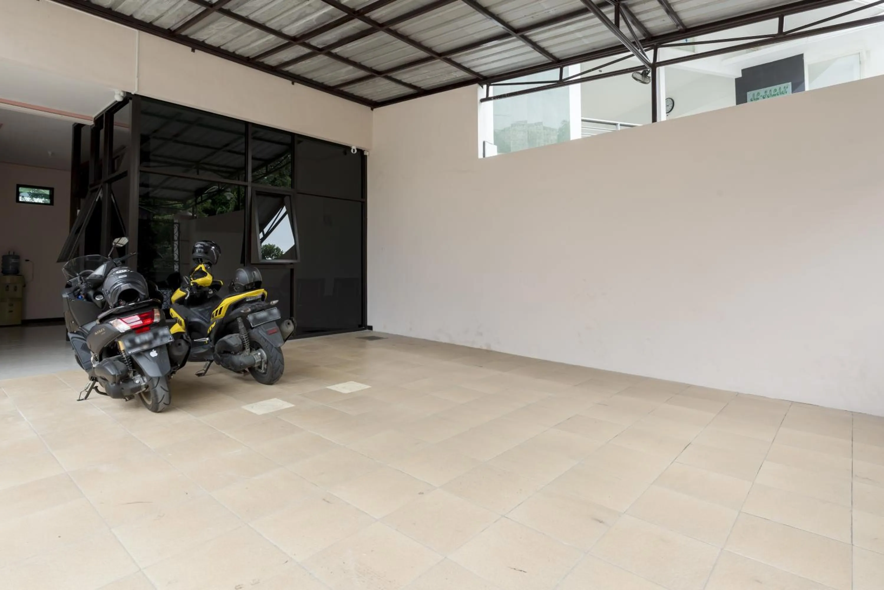 Nilskost Syariah RedPartner near UPN Surabaya