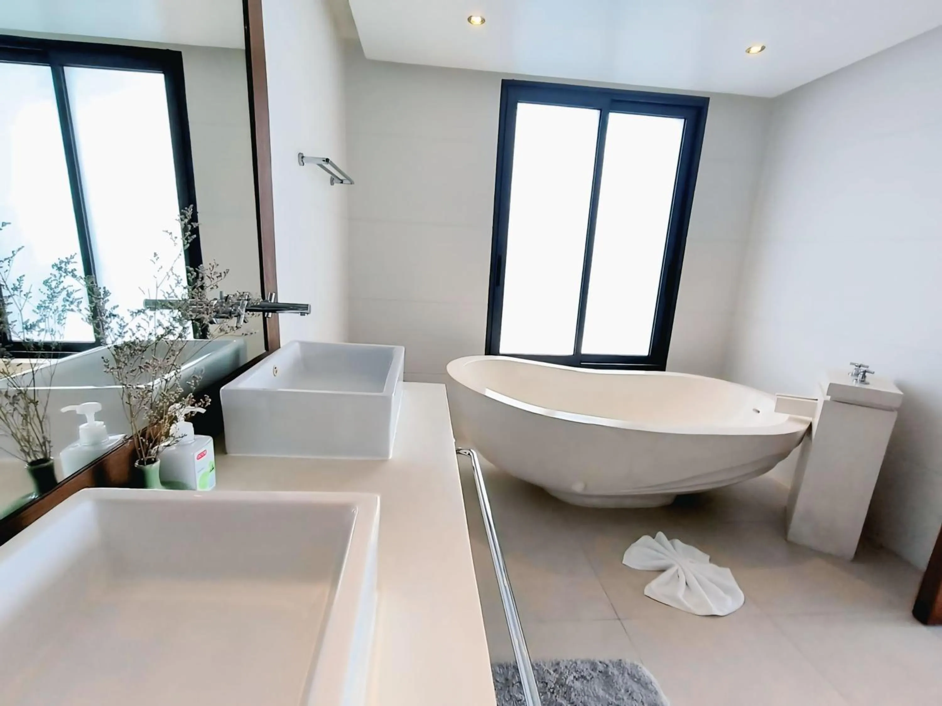 Bathroom in Villa Samayra - An Oceanfront Pool Villa, Koh Samui