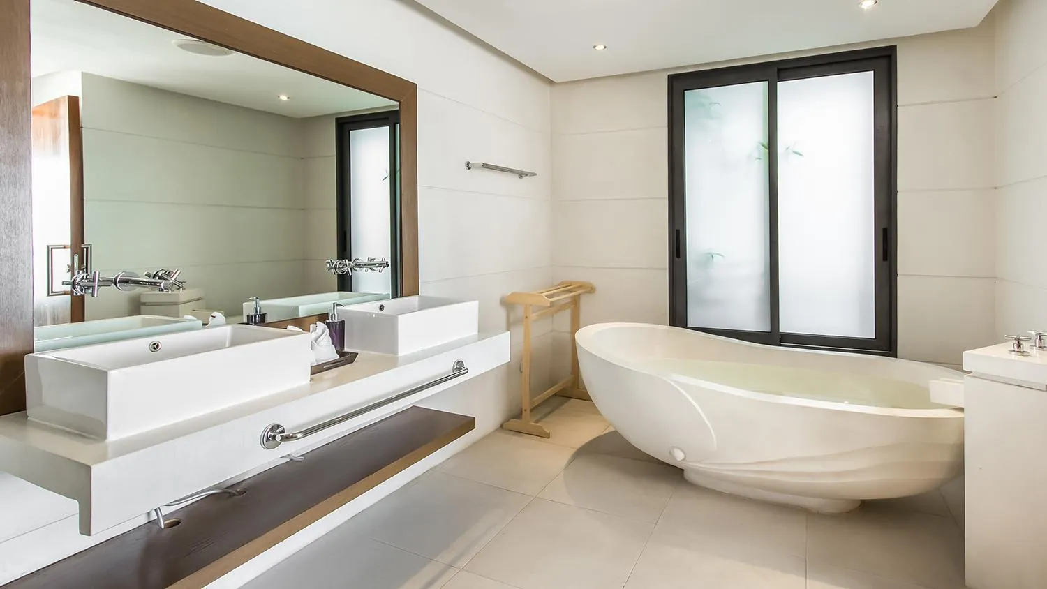 Bathroom in Villa Samayra - An Oceanfront Pool Villa, Koh Samui