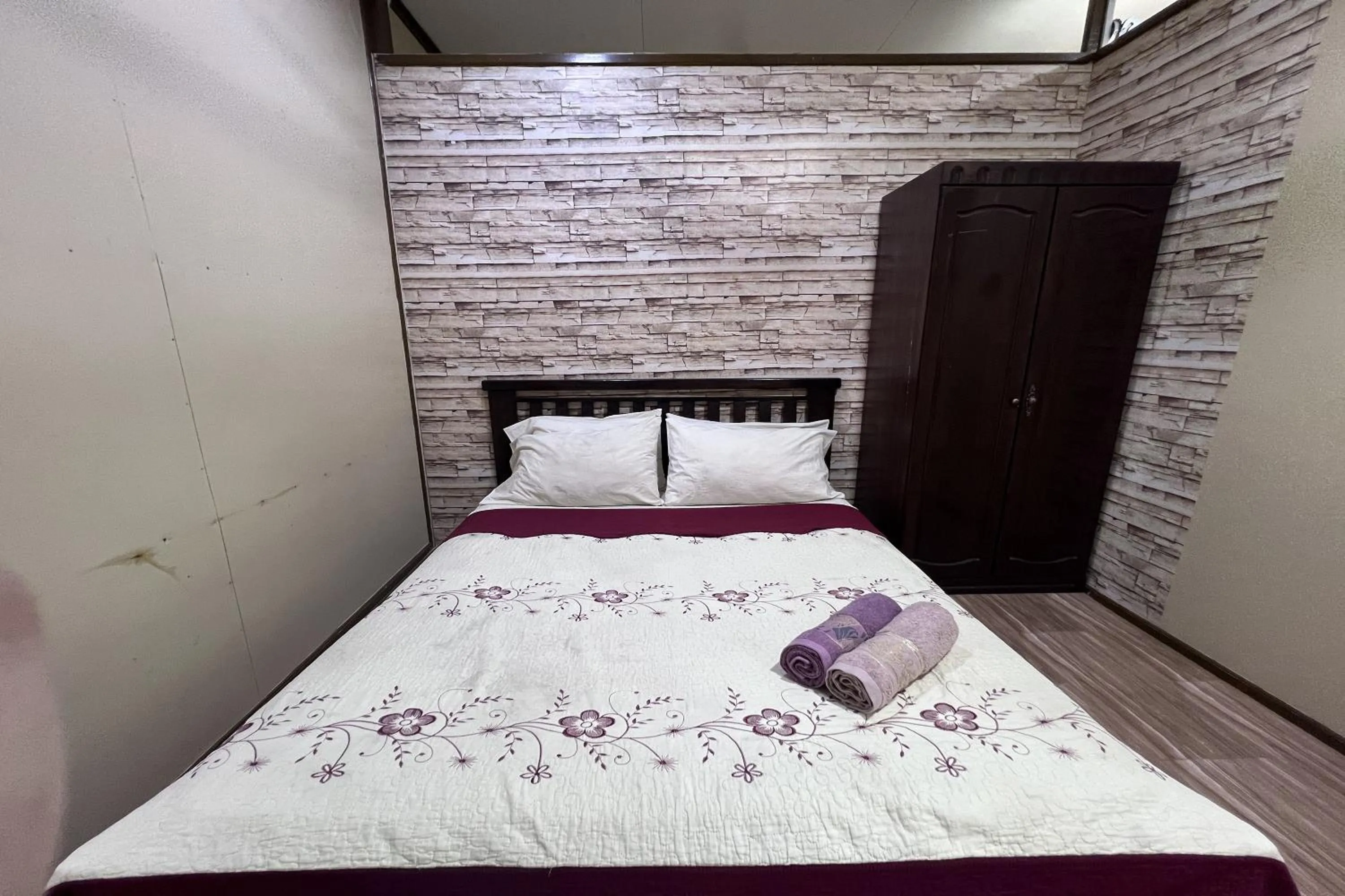 Bedroom, Bed in Nurbayu Chalet, Kemaman