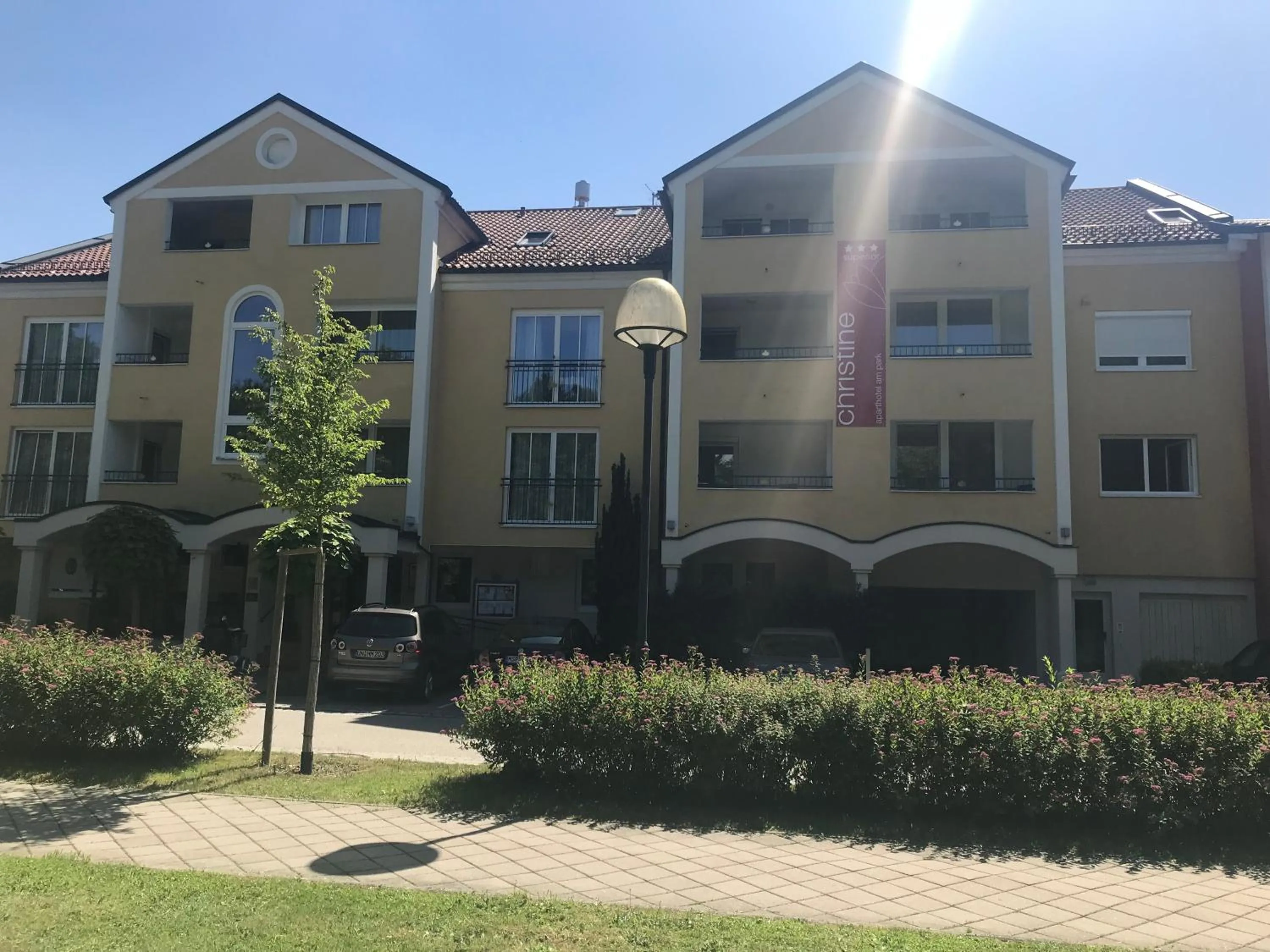 Facade/entrance in Aparthotel Christine
