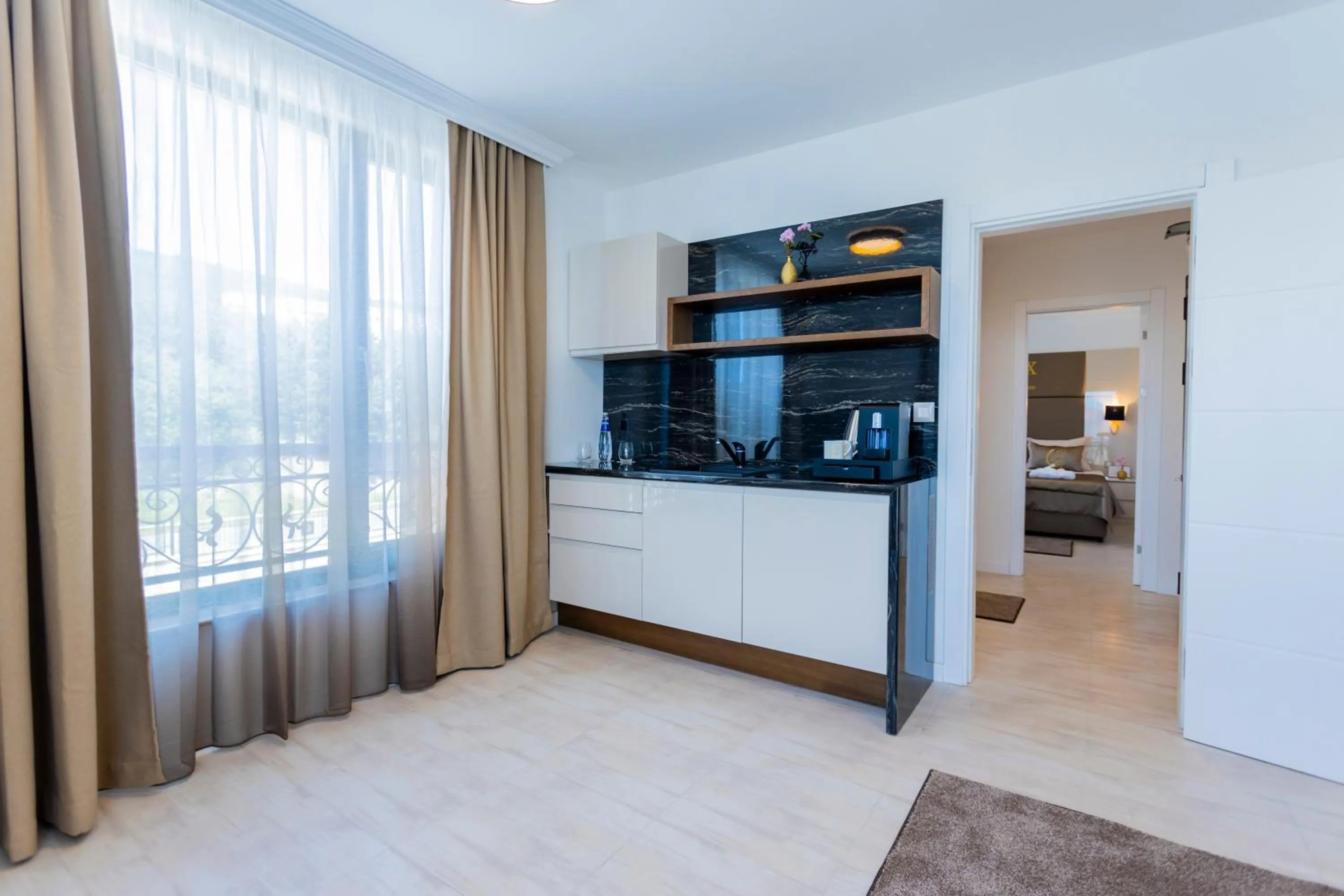 Coffee/tea facilities in Onyx Beach Residence - Free Beach Access & Parking