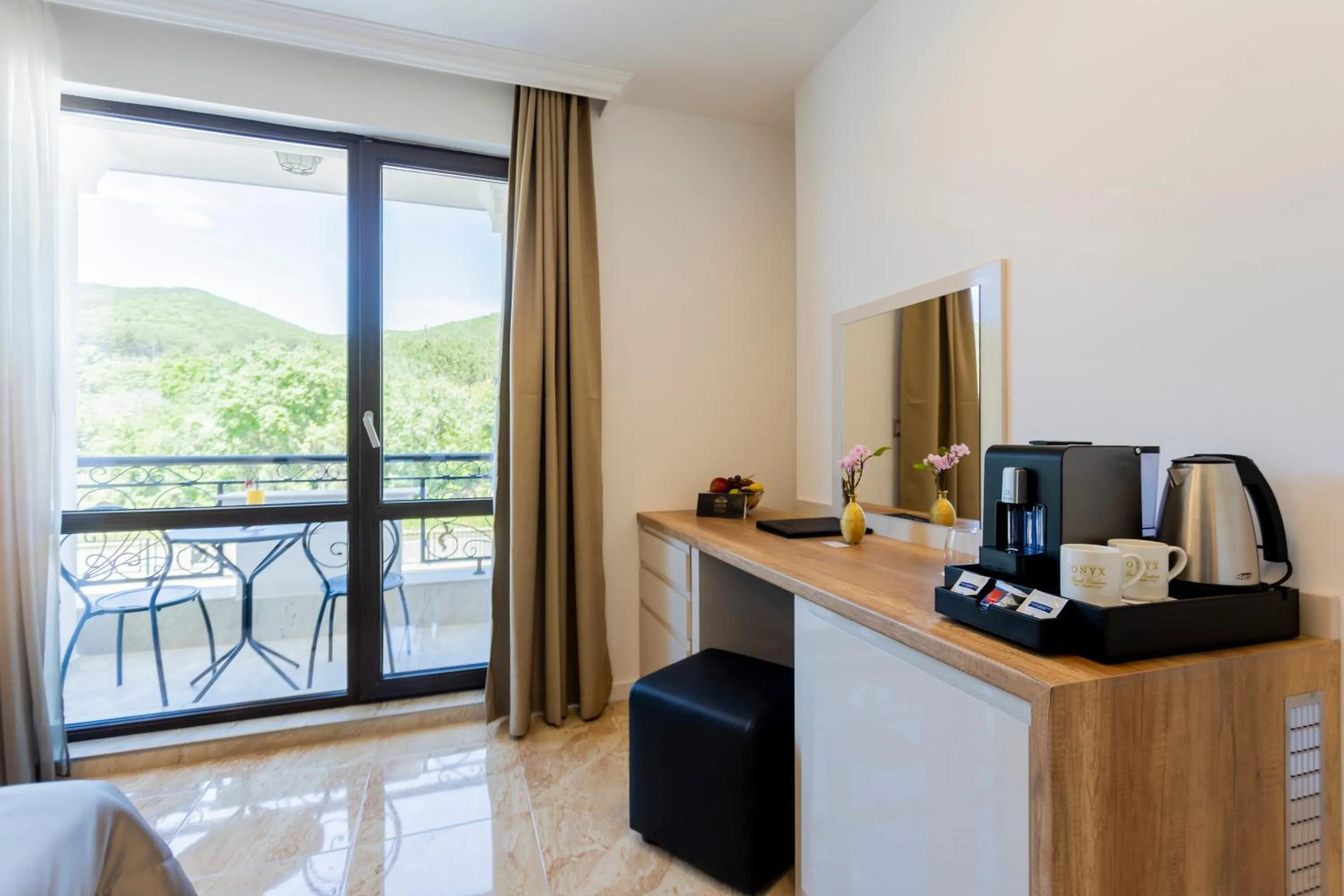 Mountain view in Onyx Beach Residence - Free Beach Access & Parking