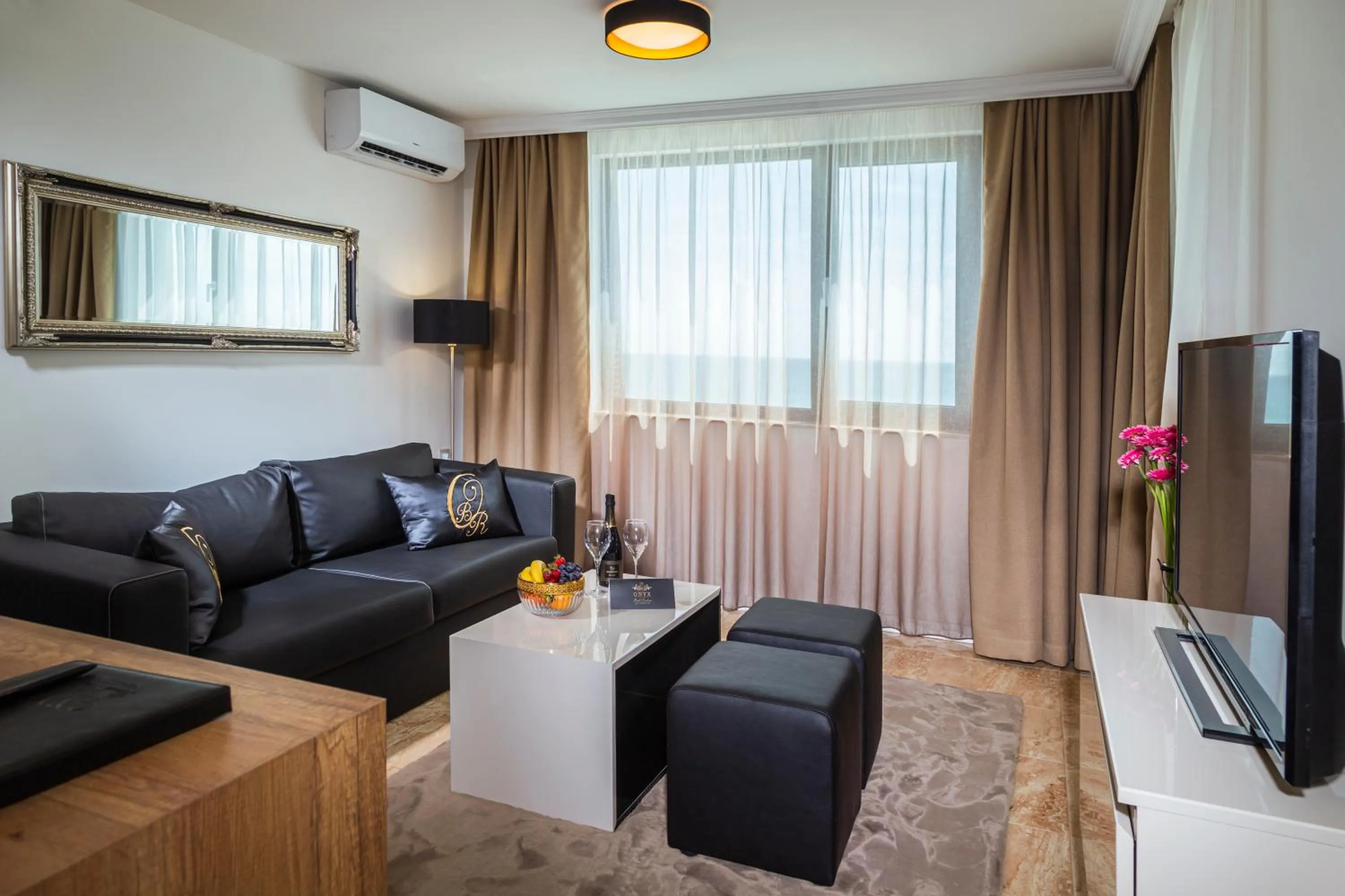 Living room in Onyx Beach Residence - Free Beach Access & Parking