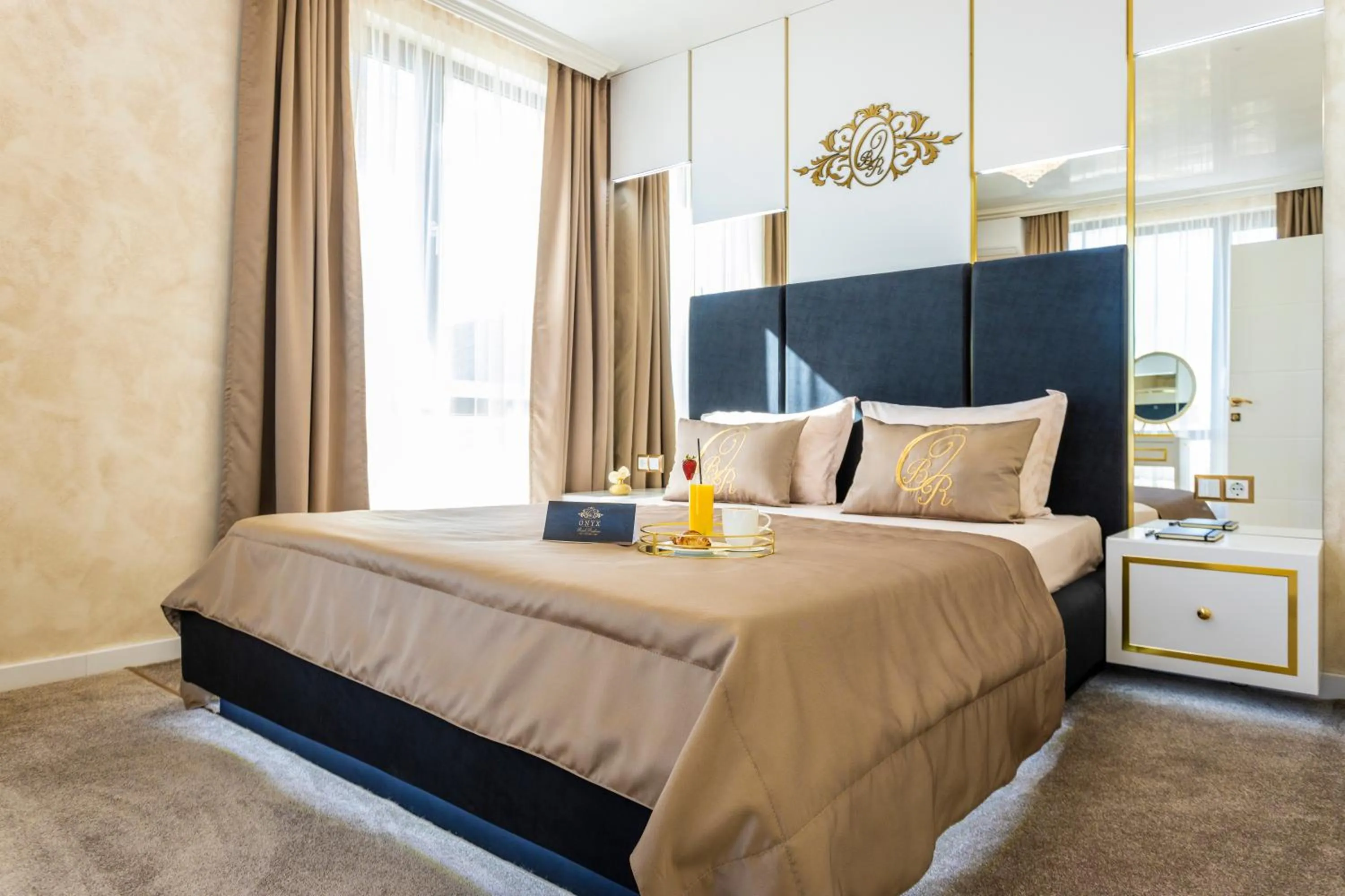 Bedroom, Bed in Onyx Beach Residence - Free Beach Access & Parking