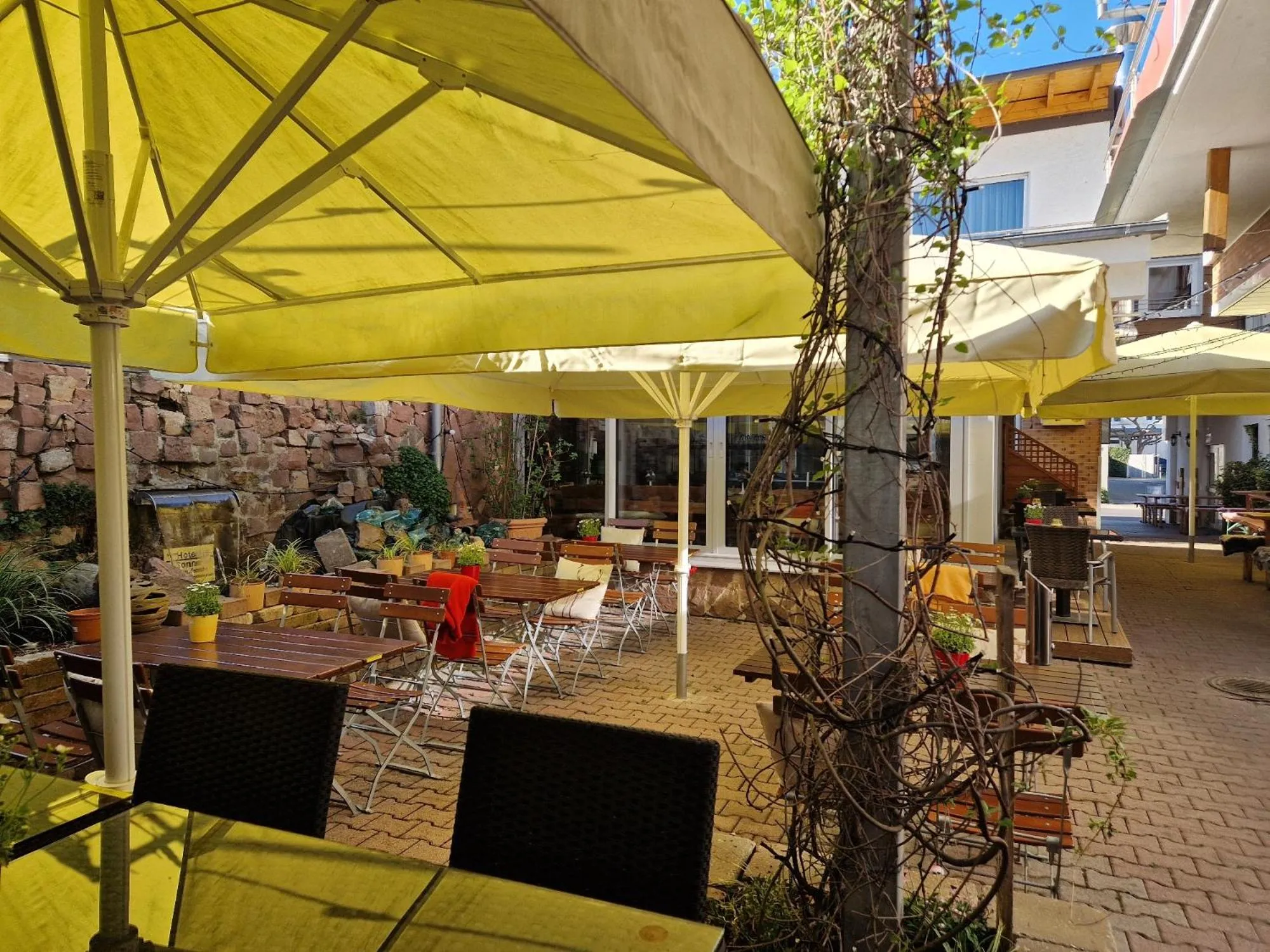 Patio in Hotel Sonne