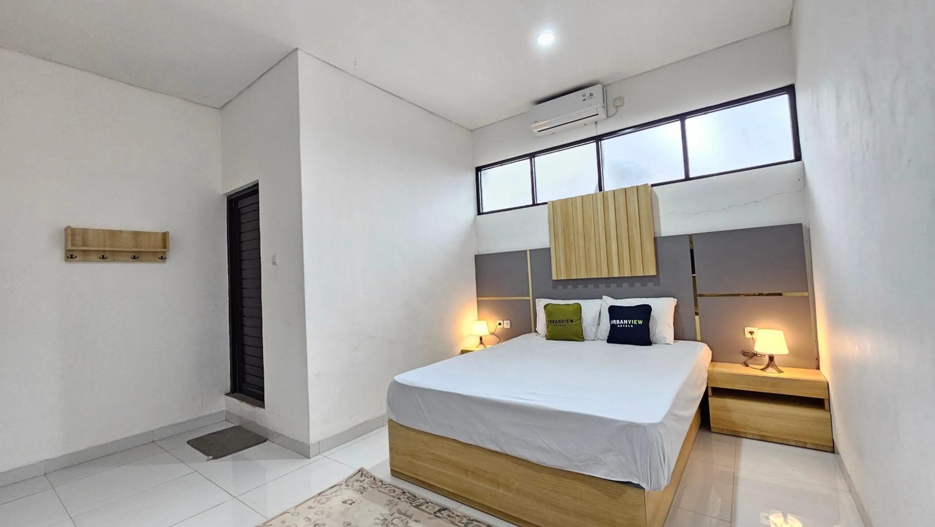 Bedroom, Bed in Urbanview Villa Balong BHO Syariah Bandung