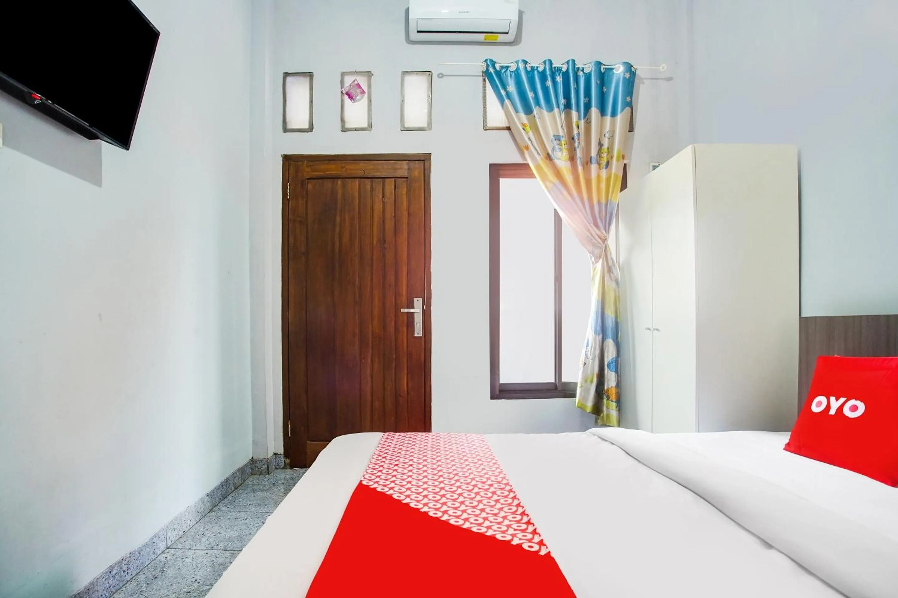 Bedroom, Bed in Hotel O Teluk Betung Near Taman Dipangga Formerly Z Hotel