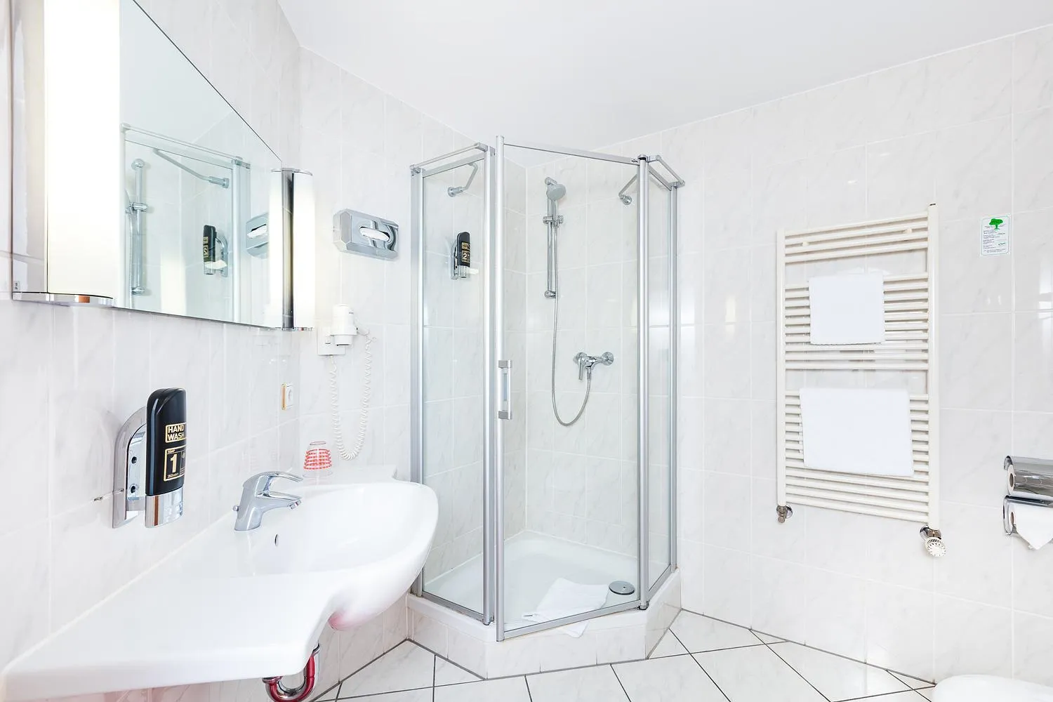 Shower in Hotel Servatius