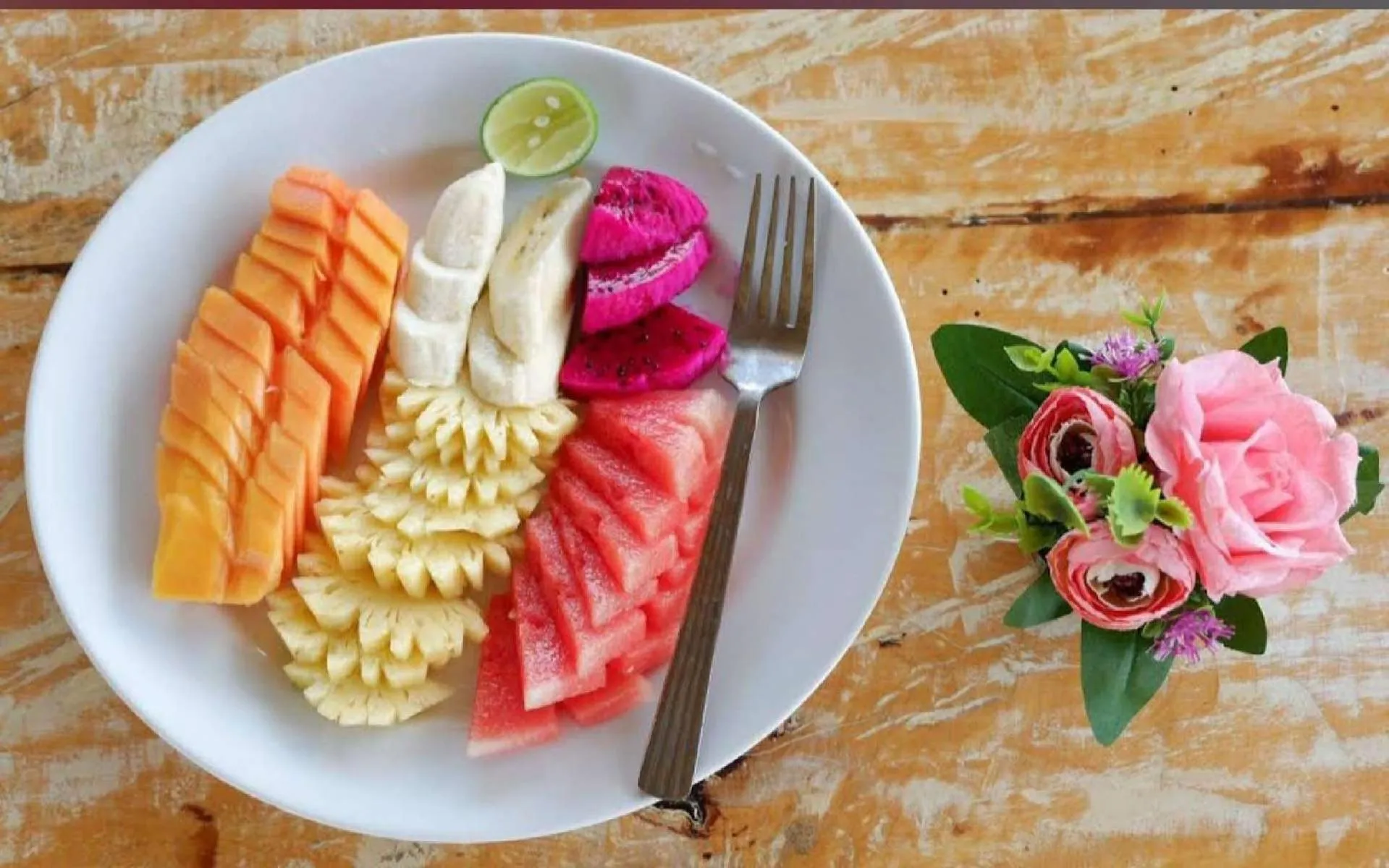 Restaurant/places to eat in Unicorn Bungalow