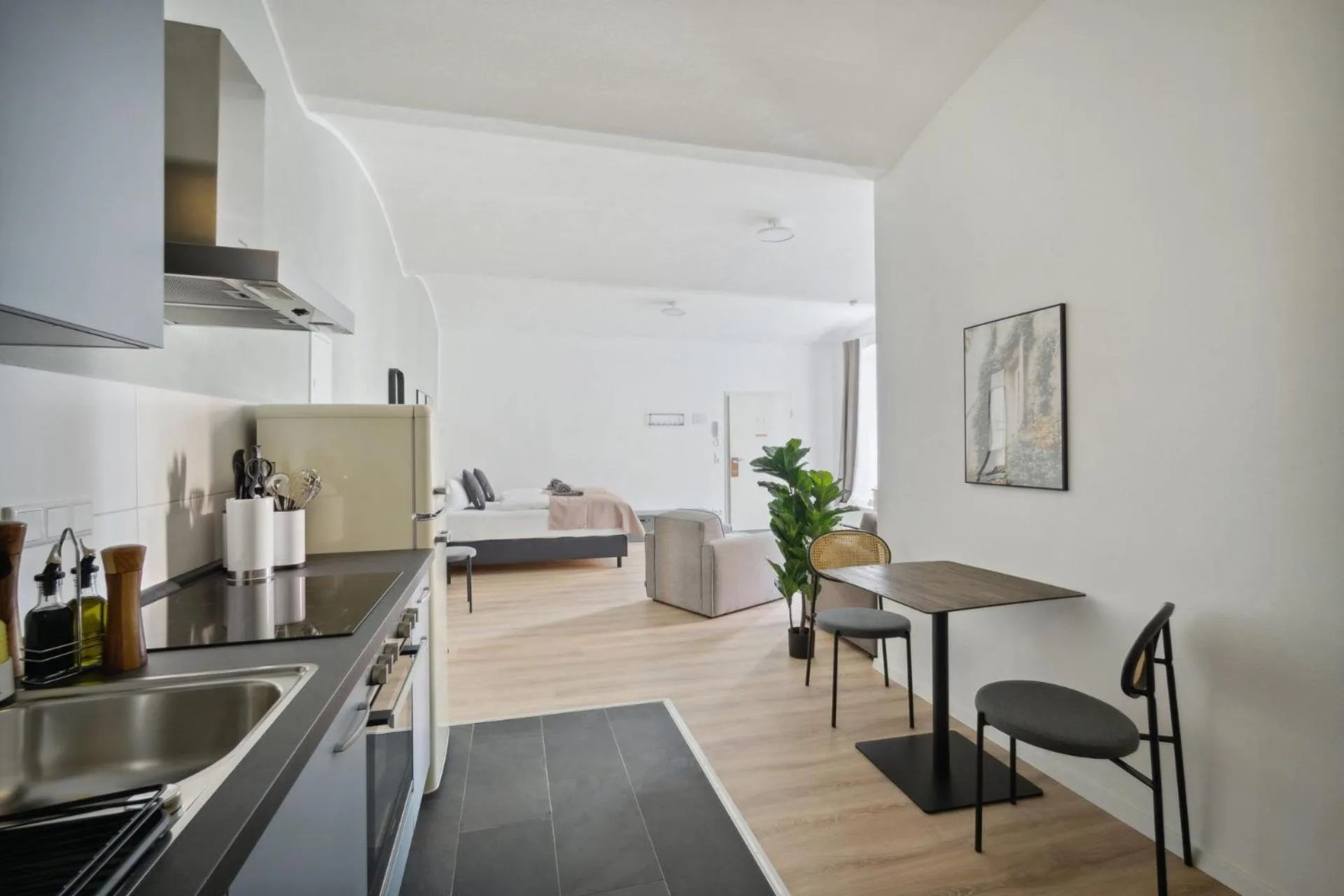 Coffee/tea facilities in Limehome Dresden Jordanstraße