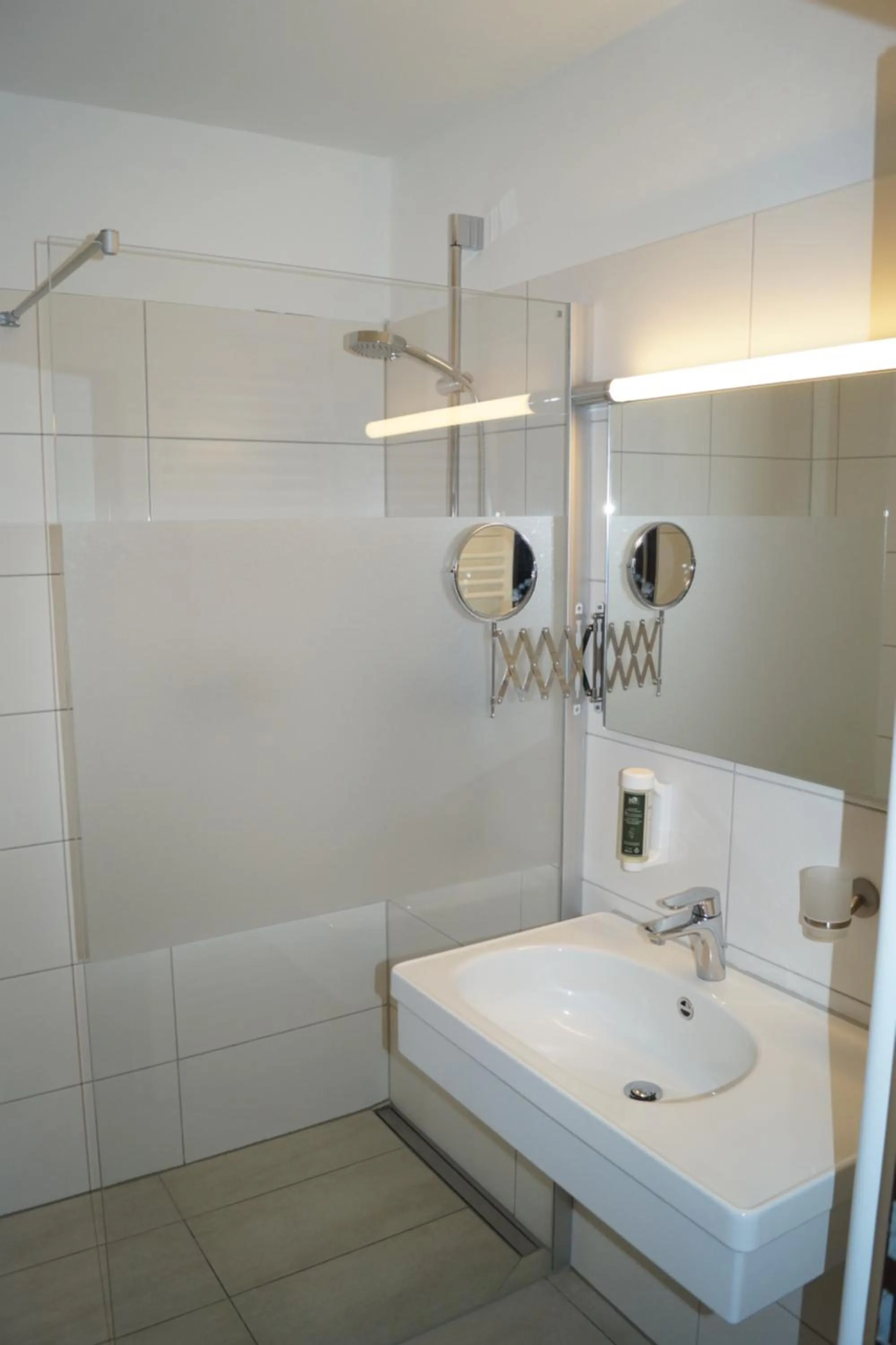 Shower in Hotel Forsthaus St. Hubertus