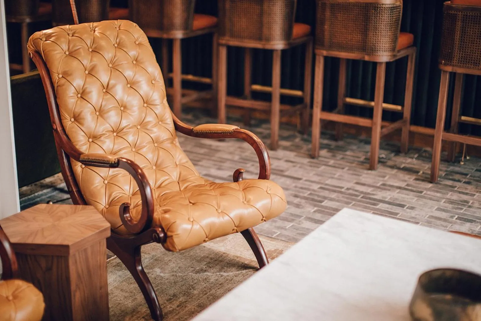 Restaurant/places to eat in Hotel Emeline