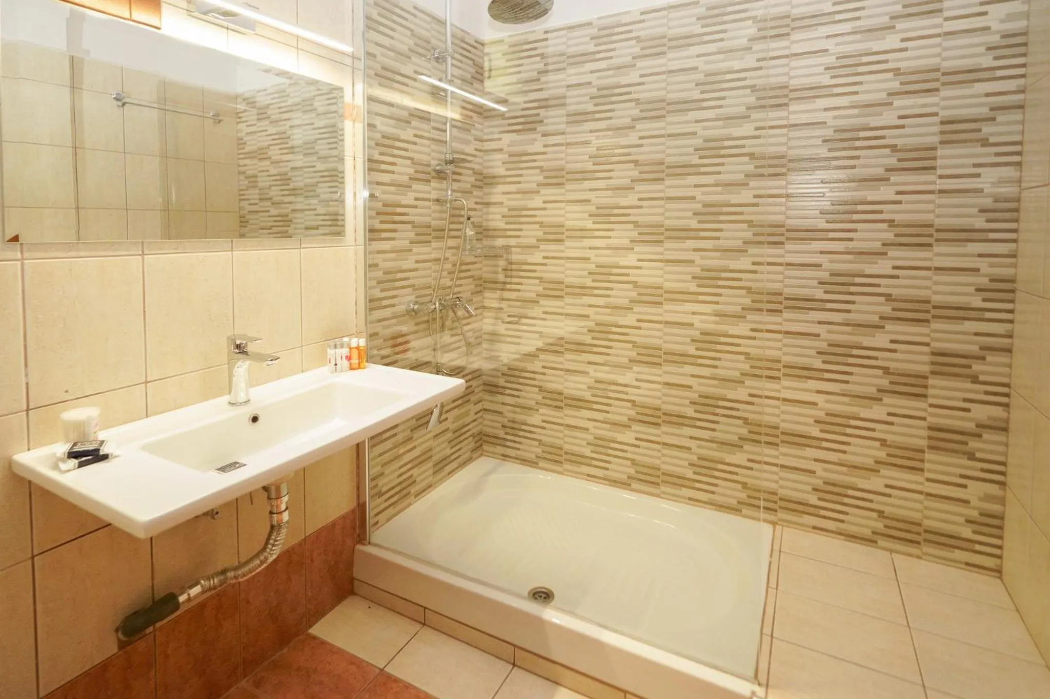 Elati Suites & Apartments-Mihail