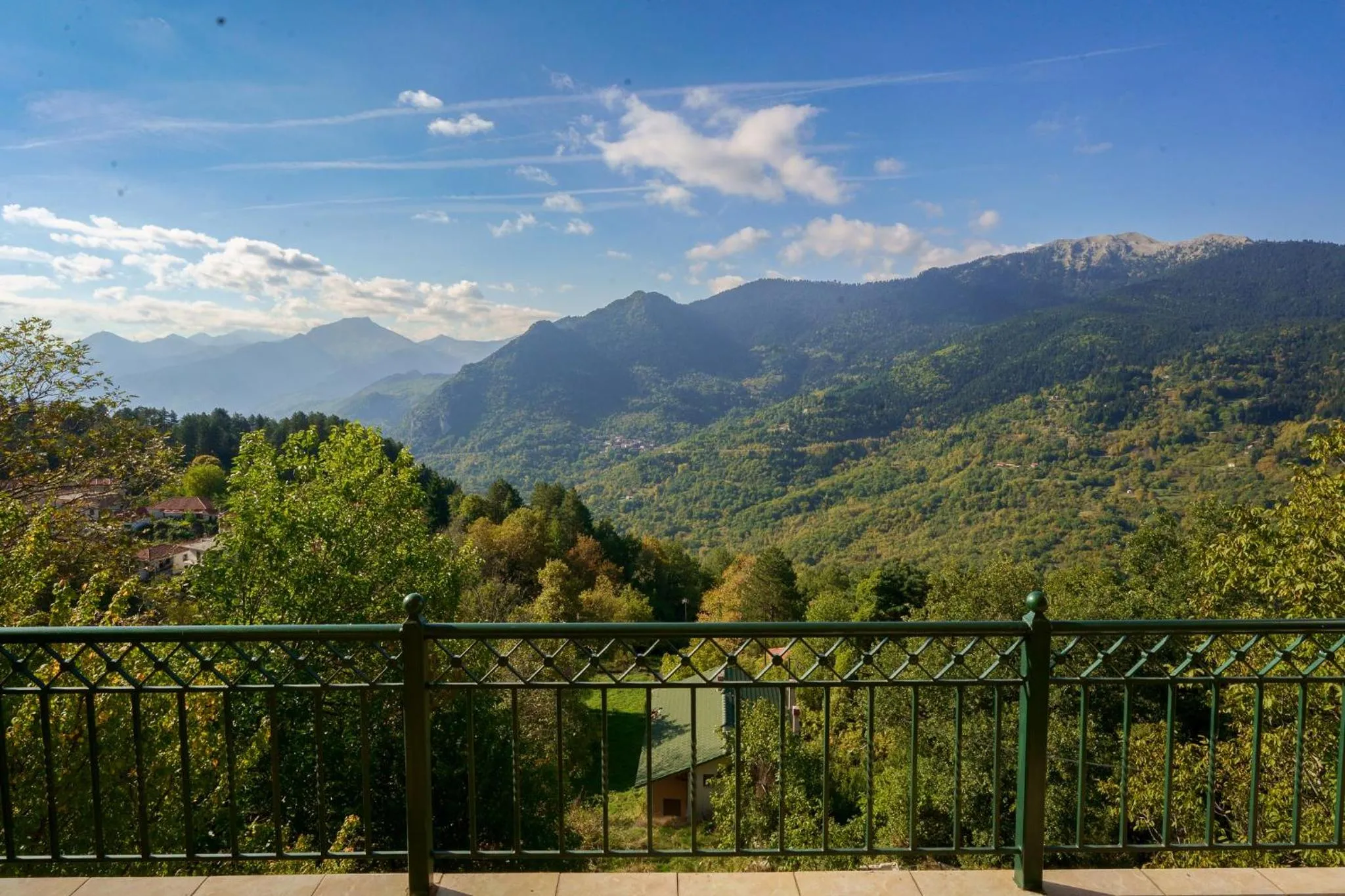 Elati Suites & Apartments-Mihail