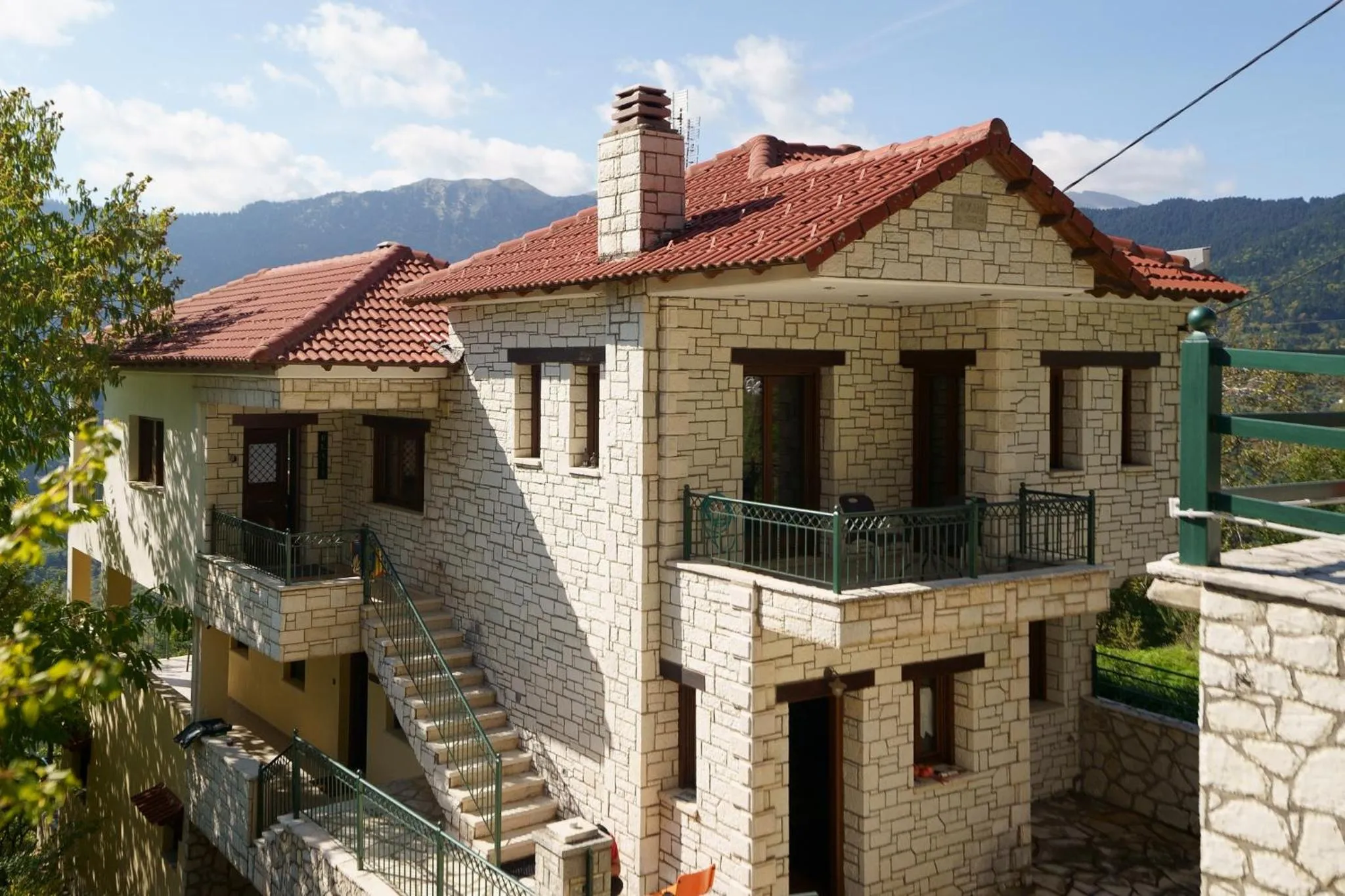 Elati Suites & Apartments-Mihail