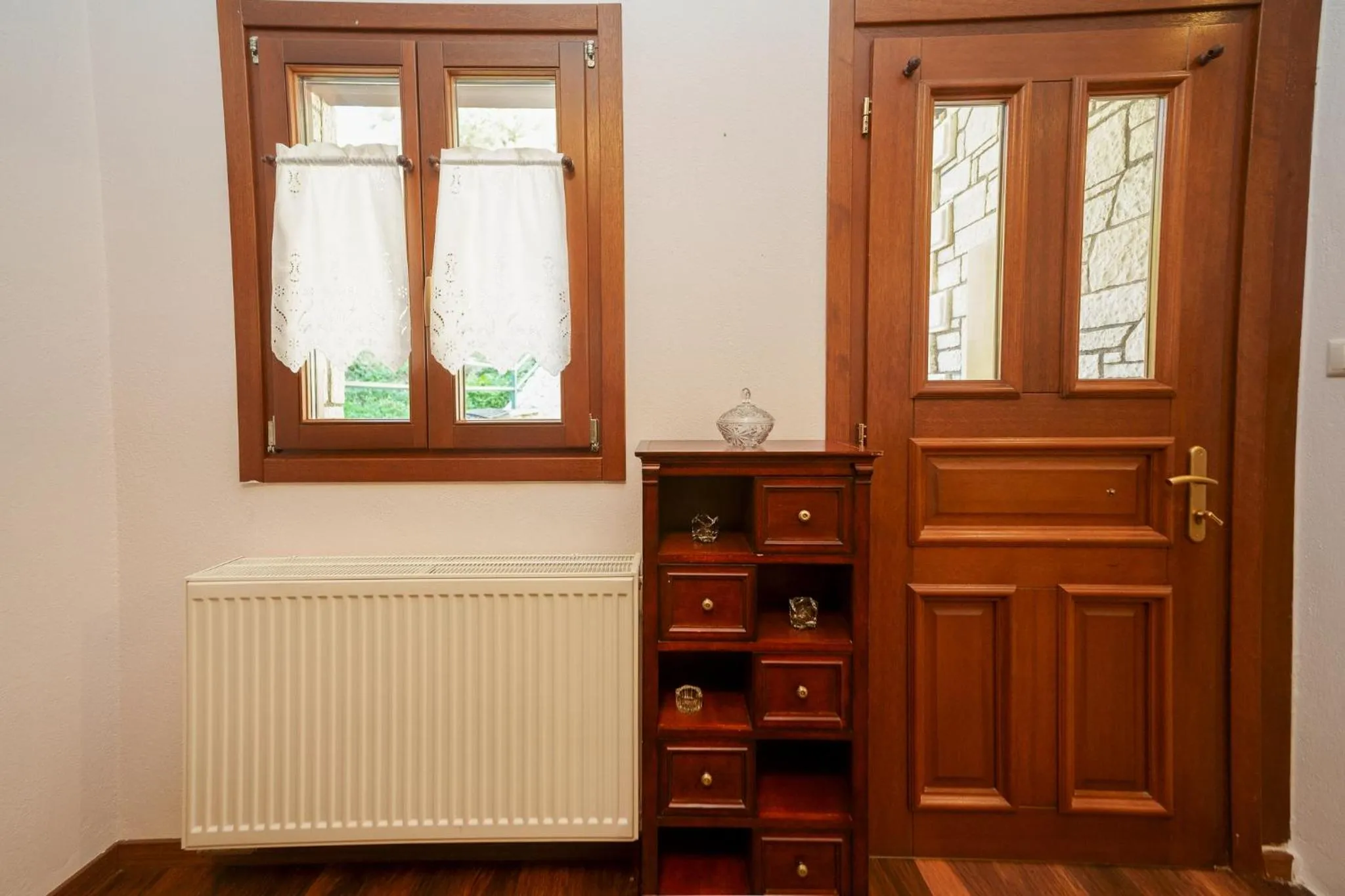 Elati Suites & Apartments-Mihail