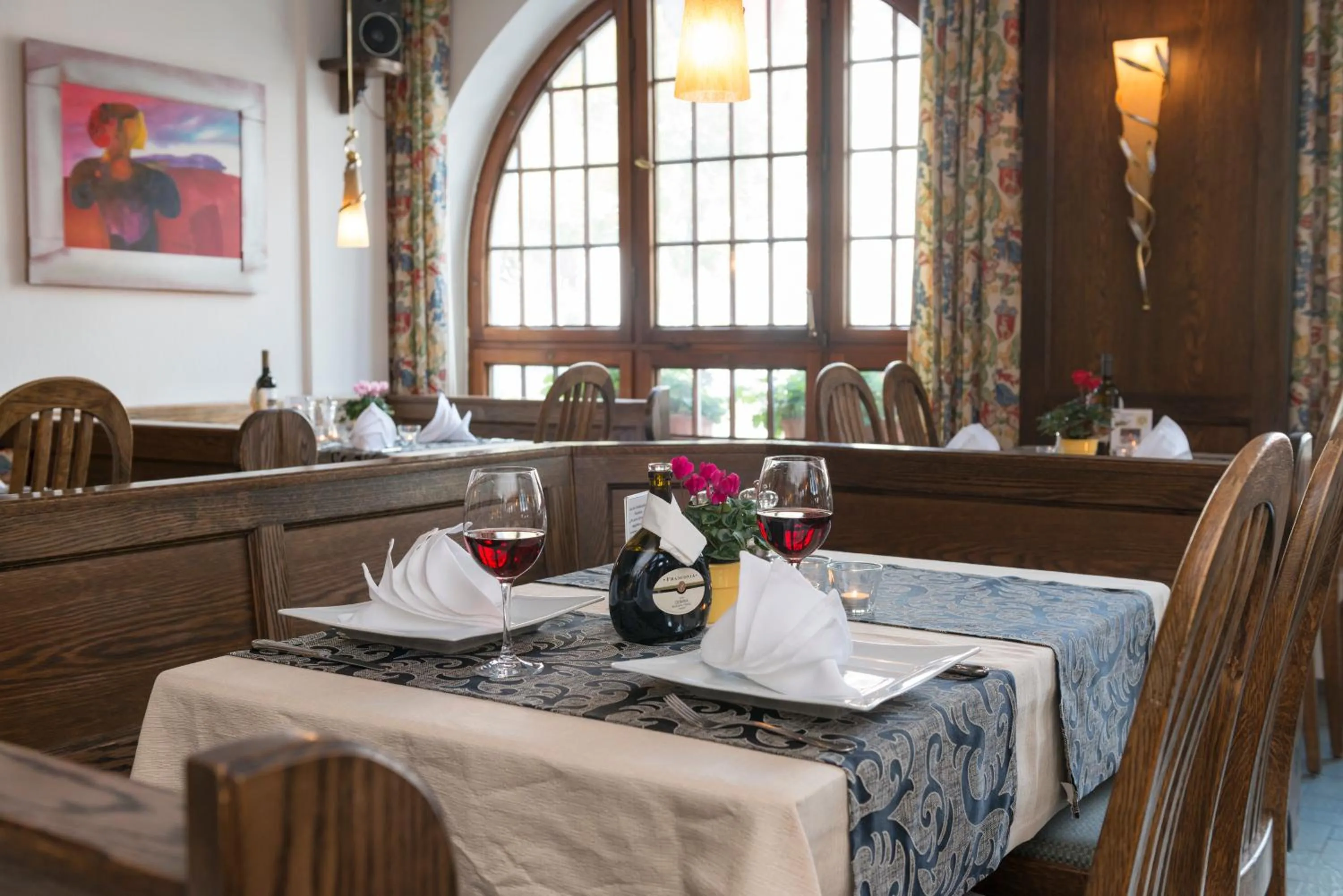 Restaurant/places to eat in Hotel Gasthof Zum Storch