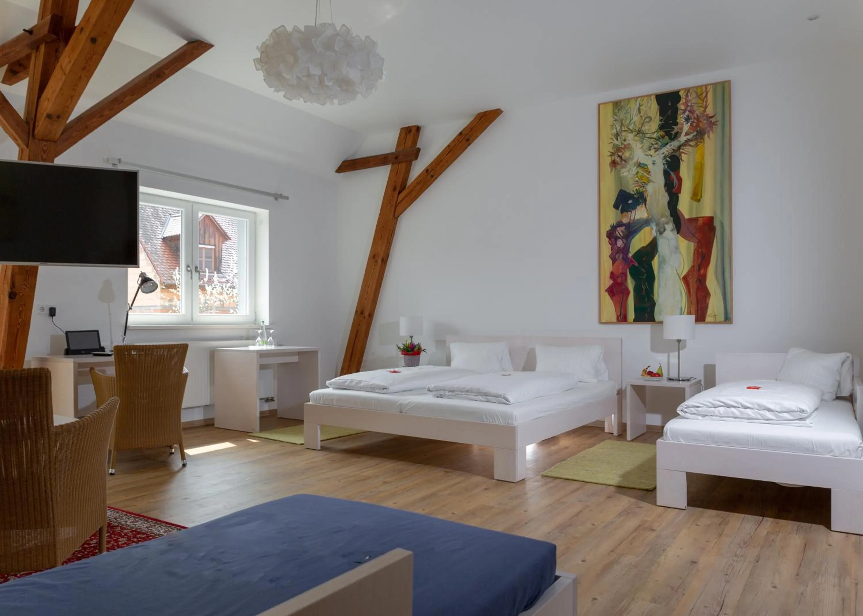 Photo of the whole room, Bed in Hotel Gasthof Zum Storch