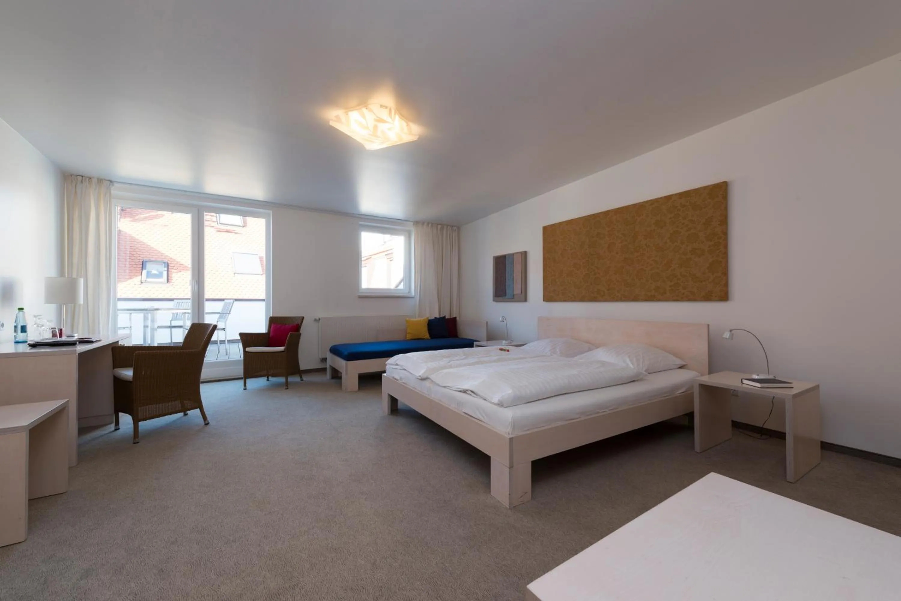 Photo of the whole room, Bed in Hotel Gasthof Zum Storch