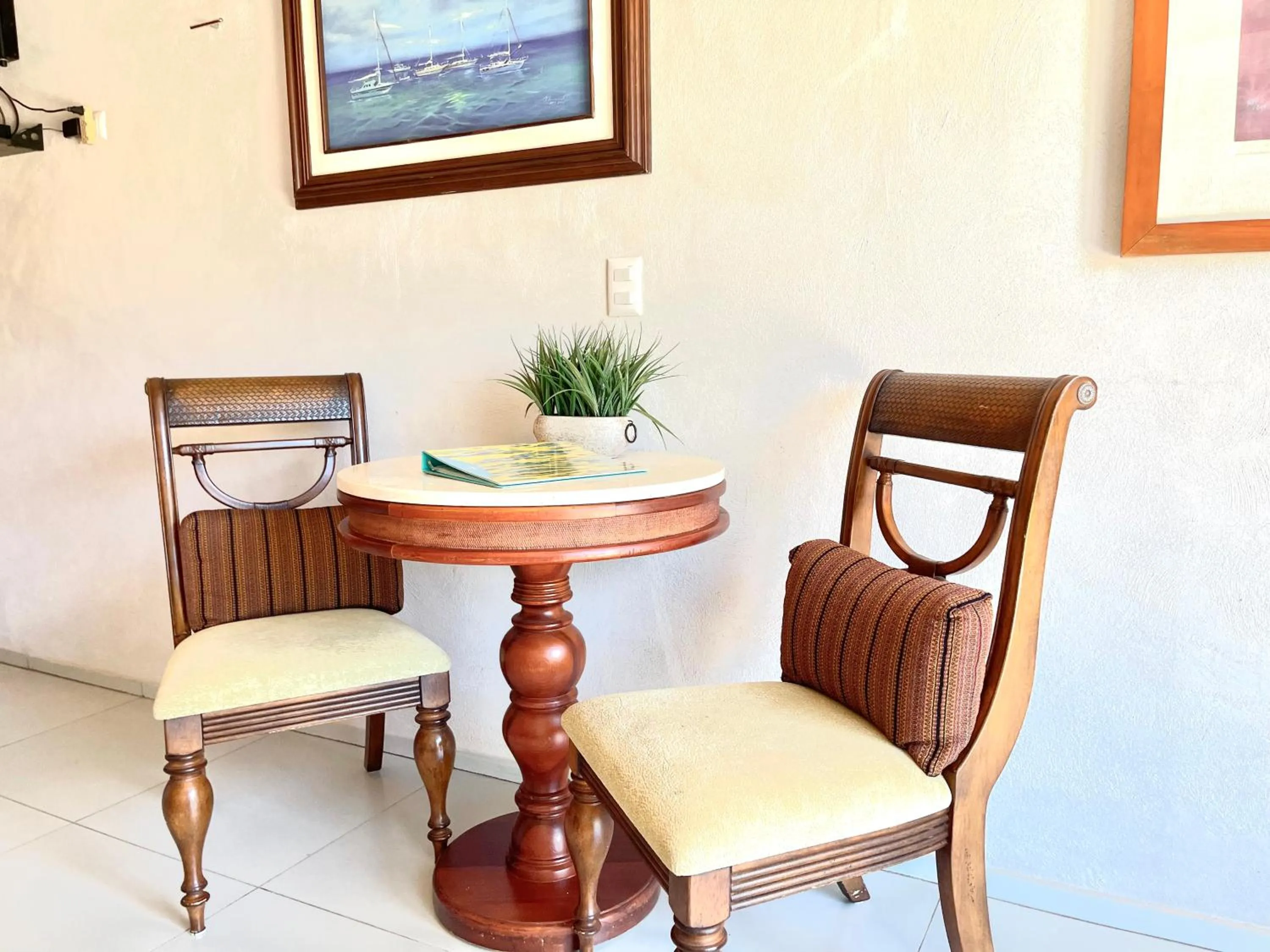 Dining area in BreMar 85 Private place - Adults only