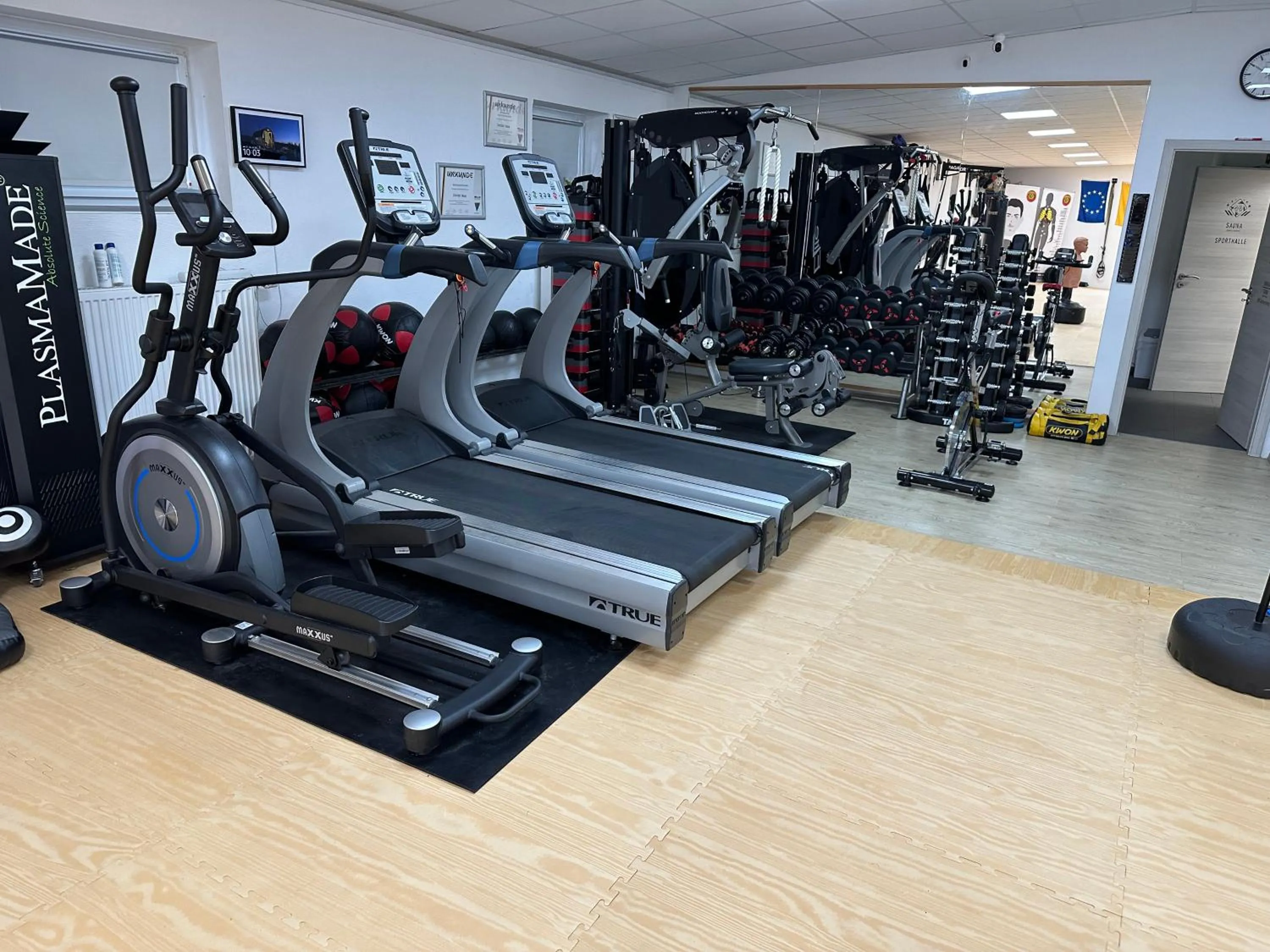 Fitness centre/facilities in PAGA Hotel