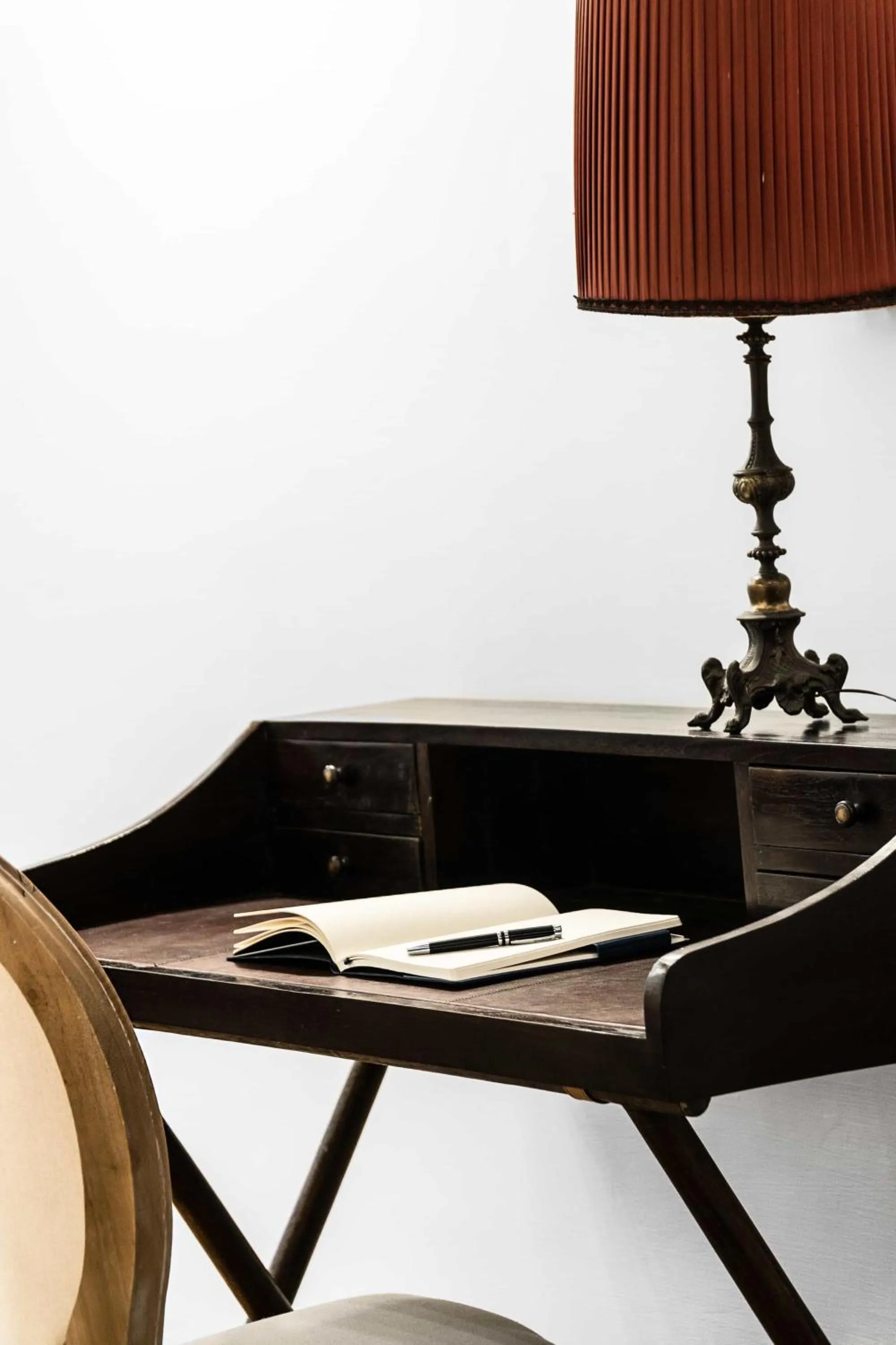 Decorative detail in Corso 101