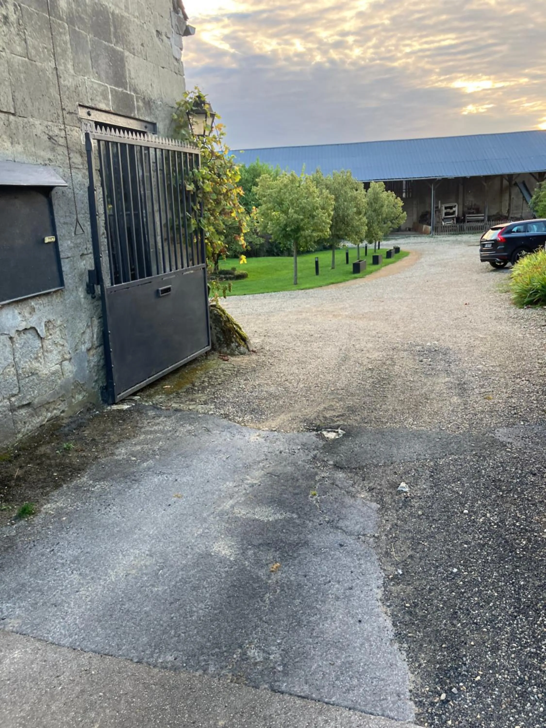 Property building in La Ferme de Valeuse