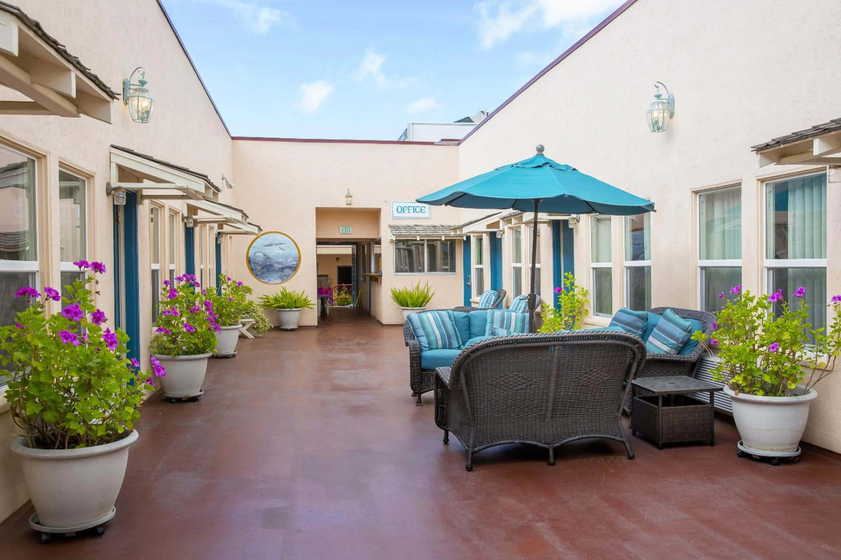 Patio in Hotel Mac Rae