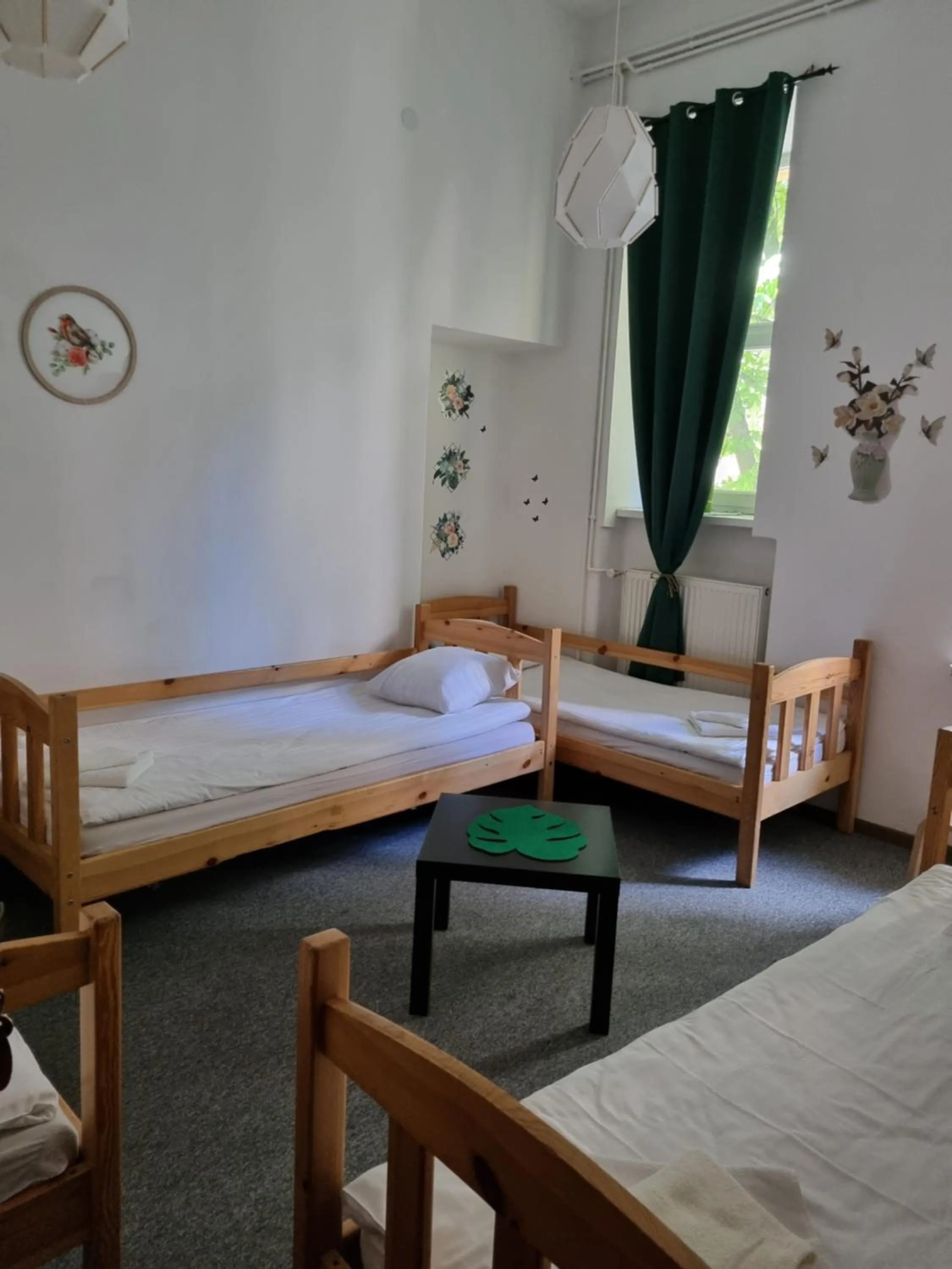 Bed in Green Cat Rooms