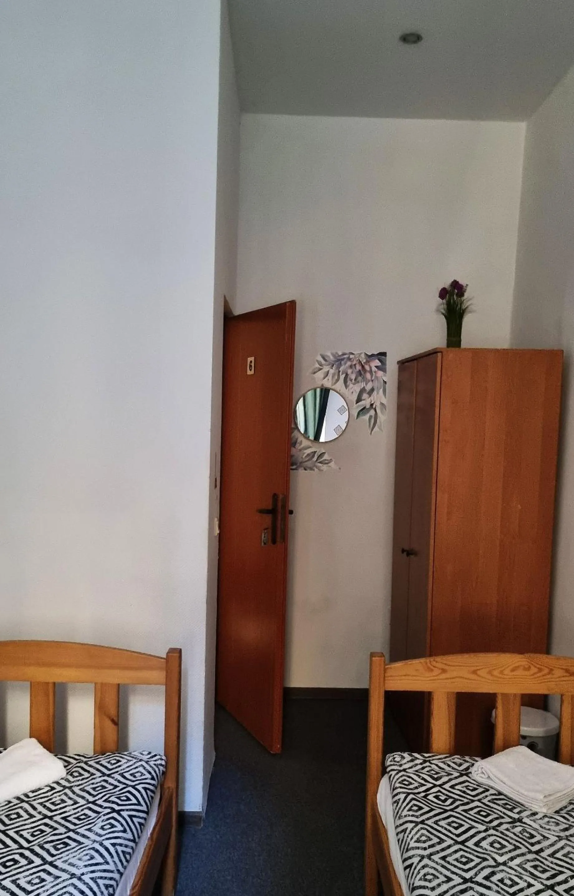 Bed in Green Cat Rooms