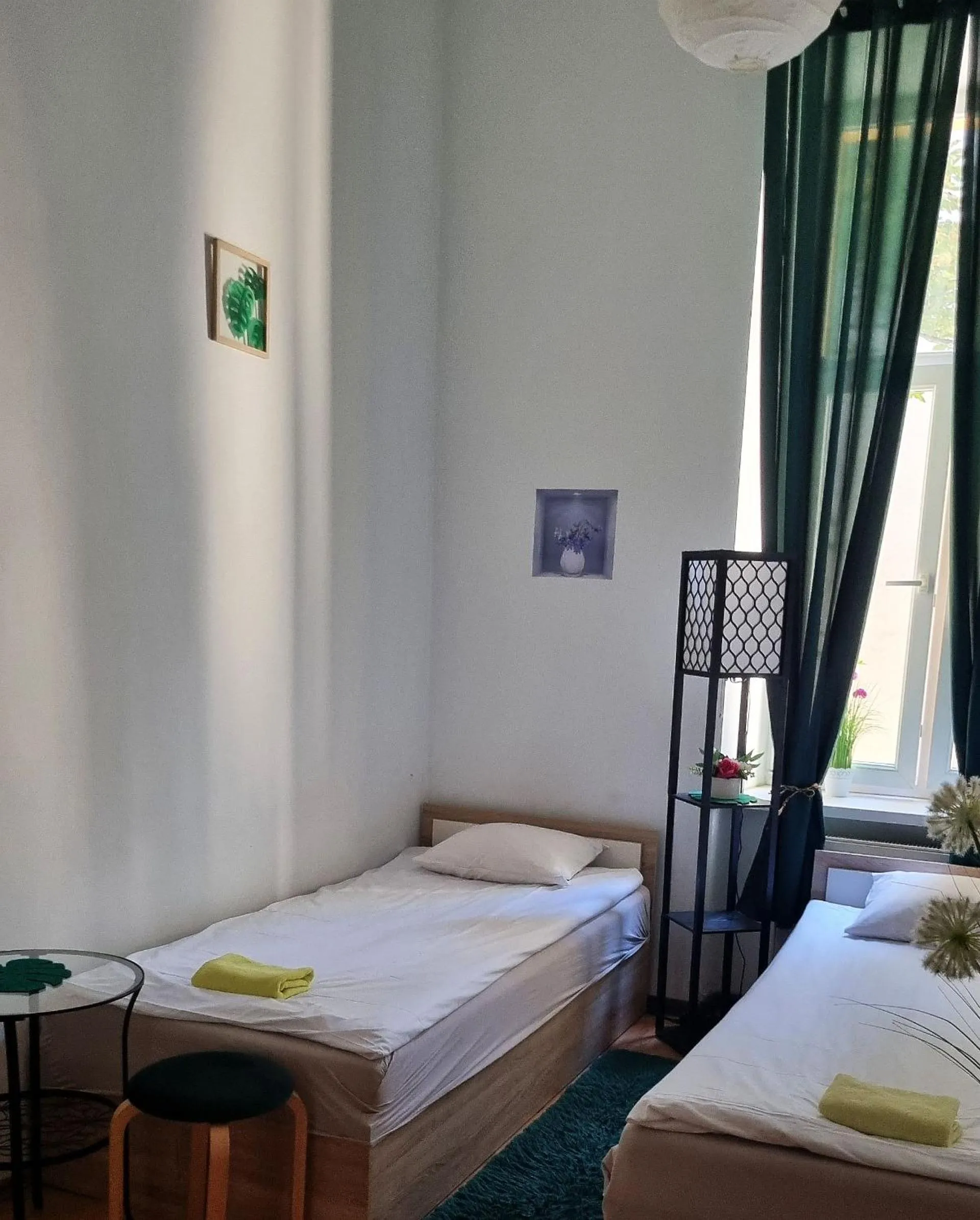 Bed in Green Cat Rooms