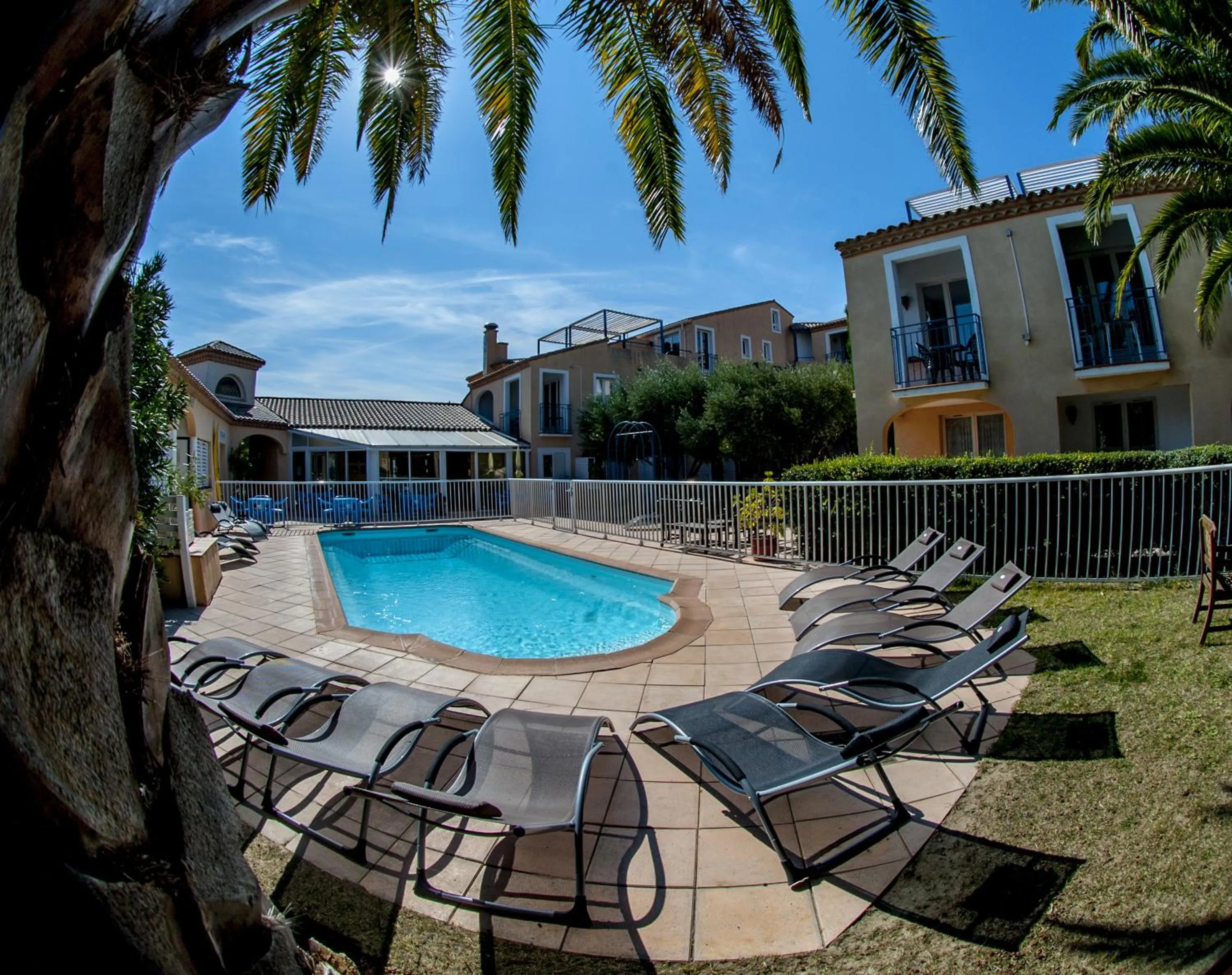 Swimming pool in Hôtel Le Leukos