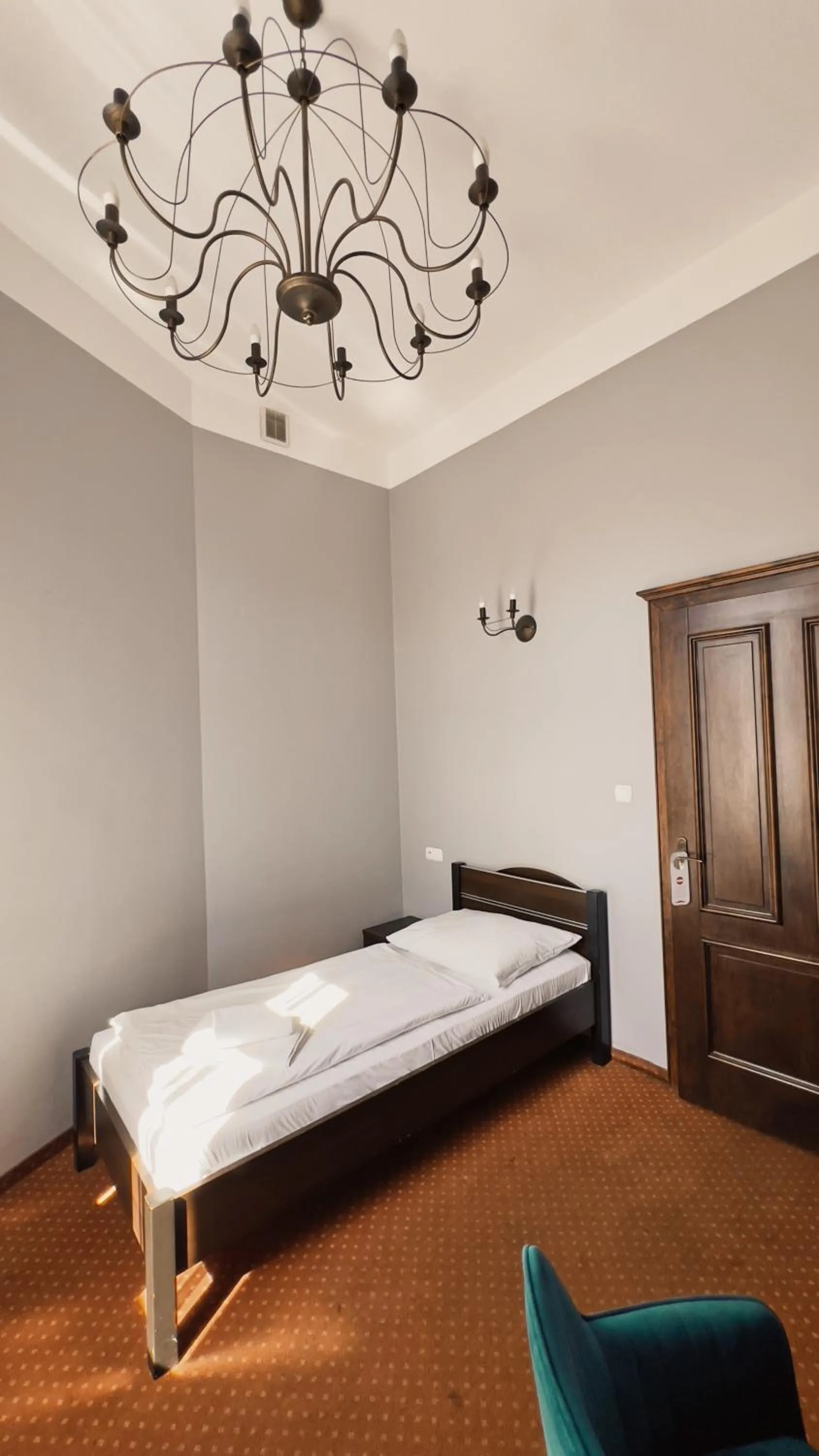 Bed in Legnicki Browar Książęcy Hotel i Restauracja