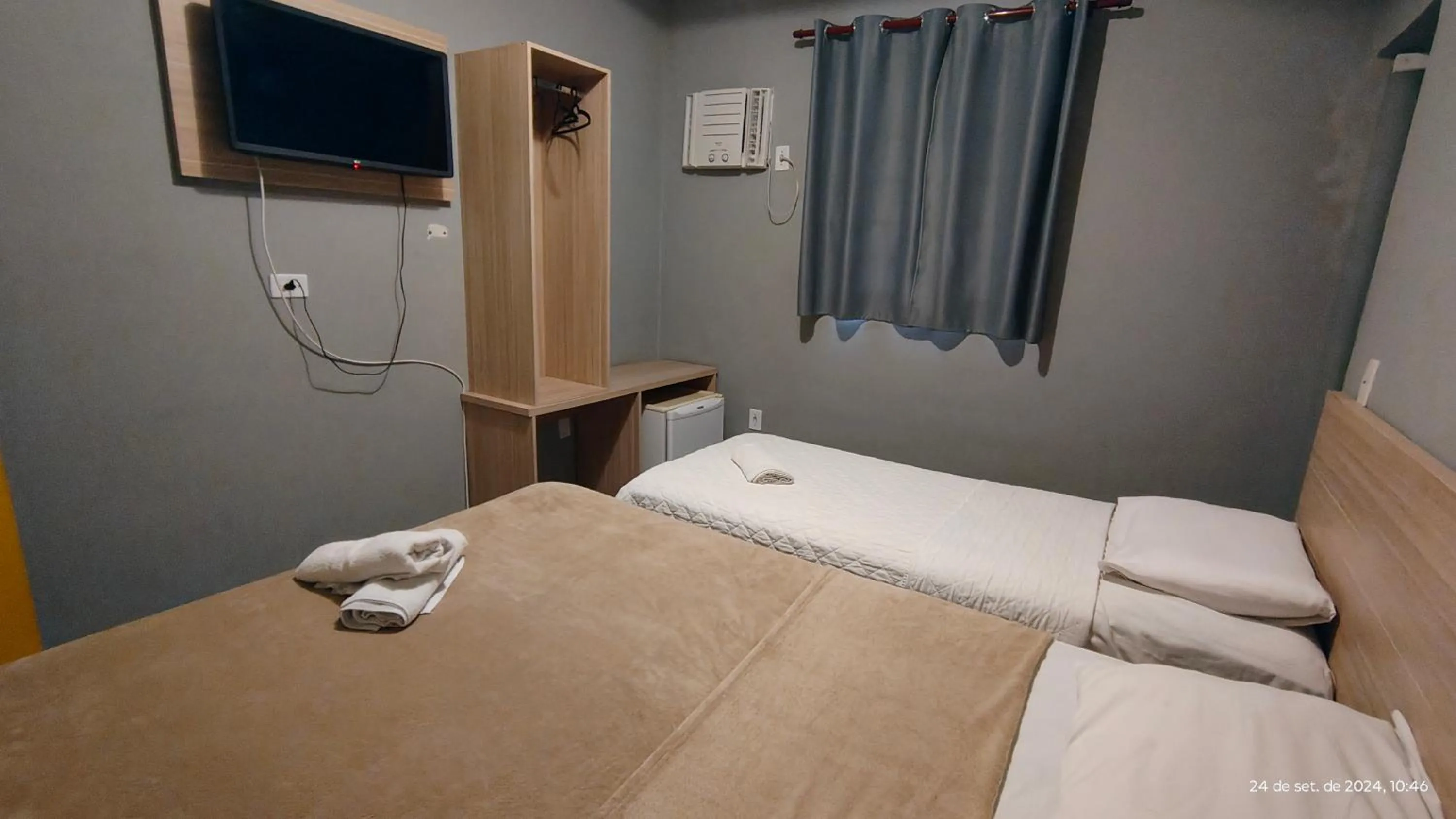 Bed in Marinus Hotel