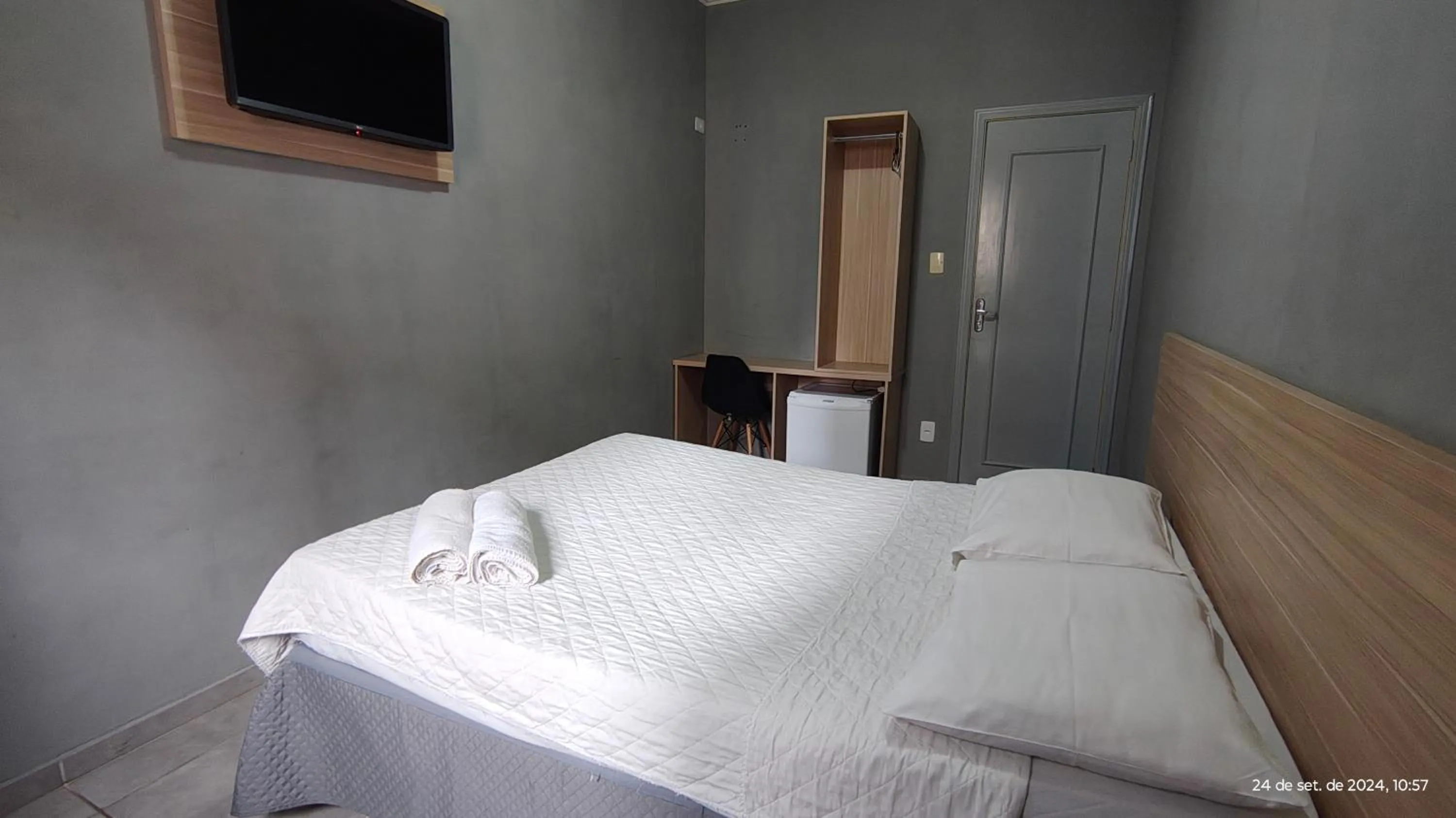 Bed in Marinus Hotel