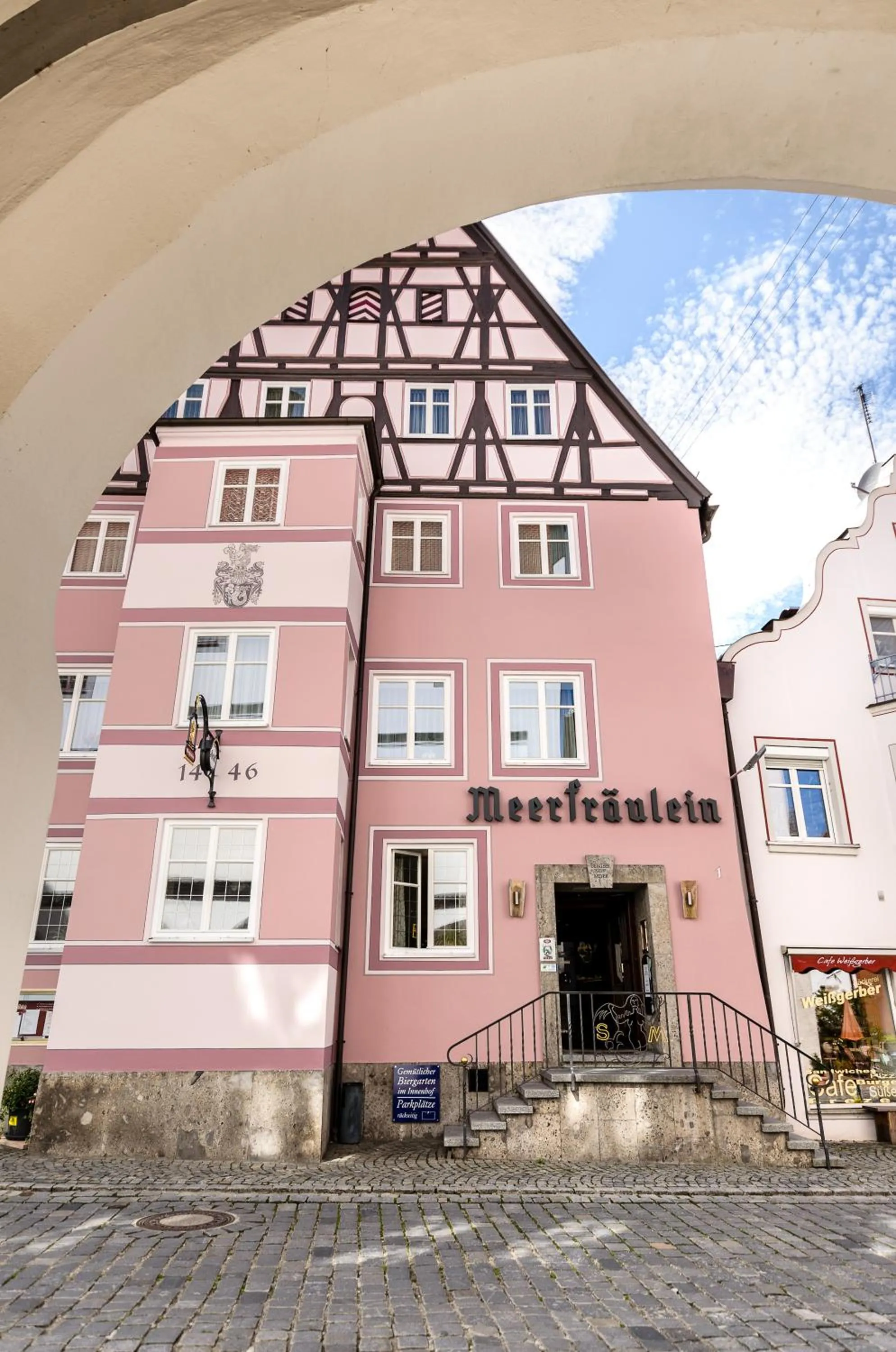 Facade/entrance in AKZENT Hotel Meerfräulein