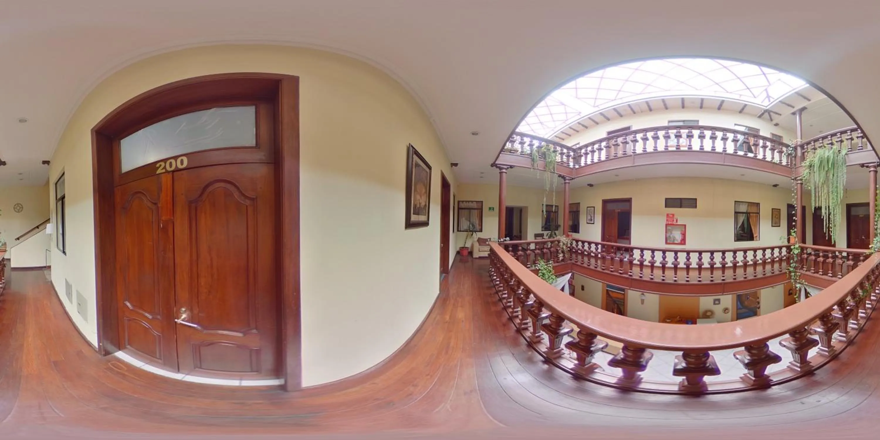 Property building in Hotel 4 Mundos