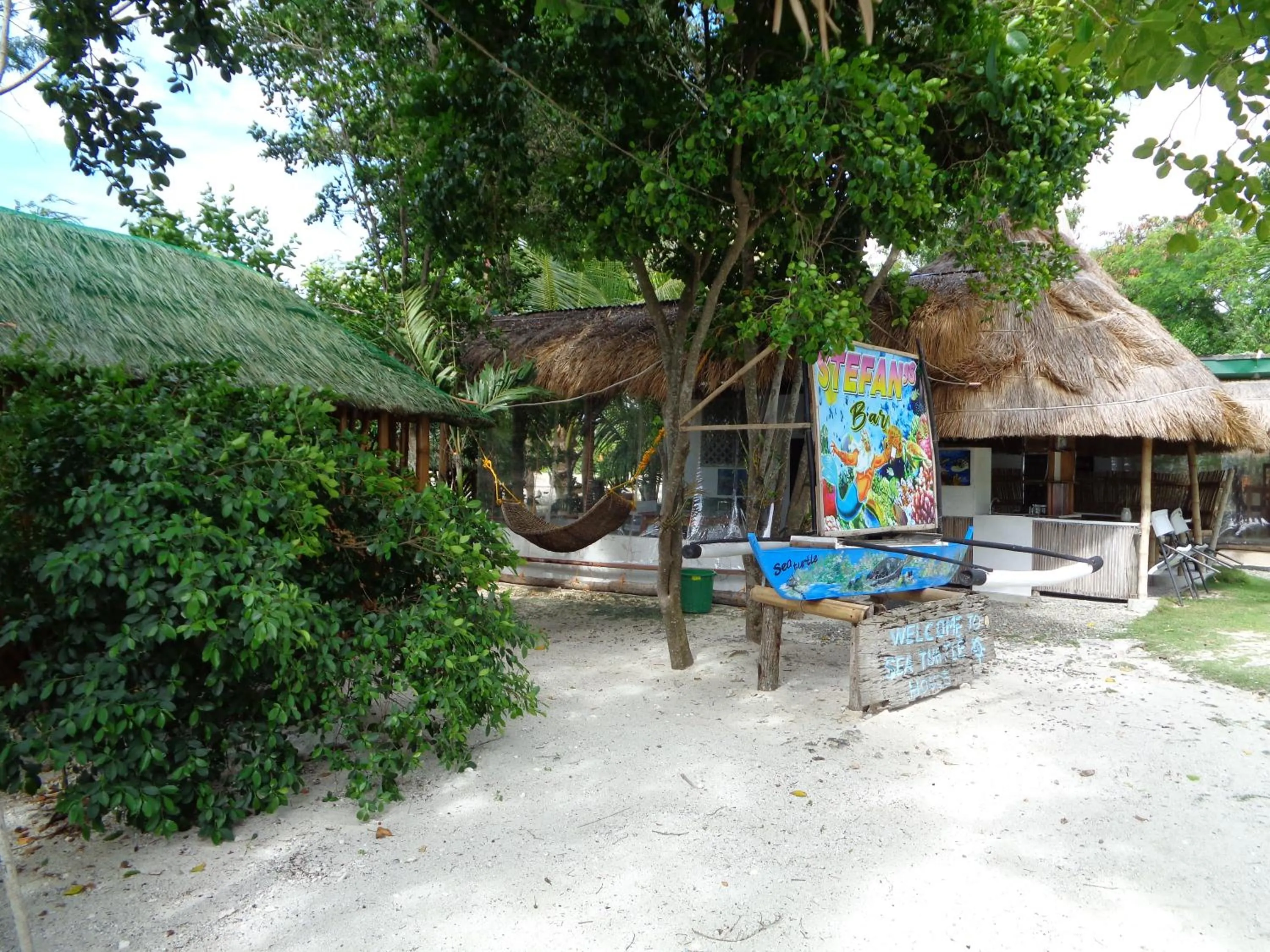Restaurant/places to eat in Sea Turtle House Moalboal
