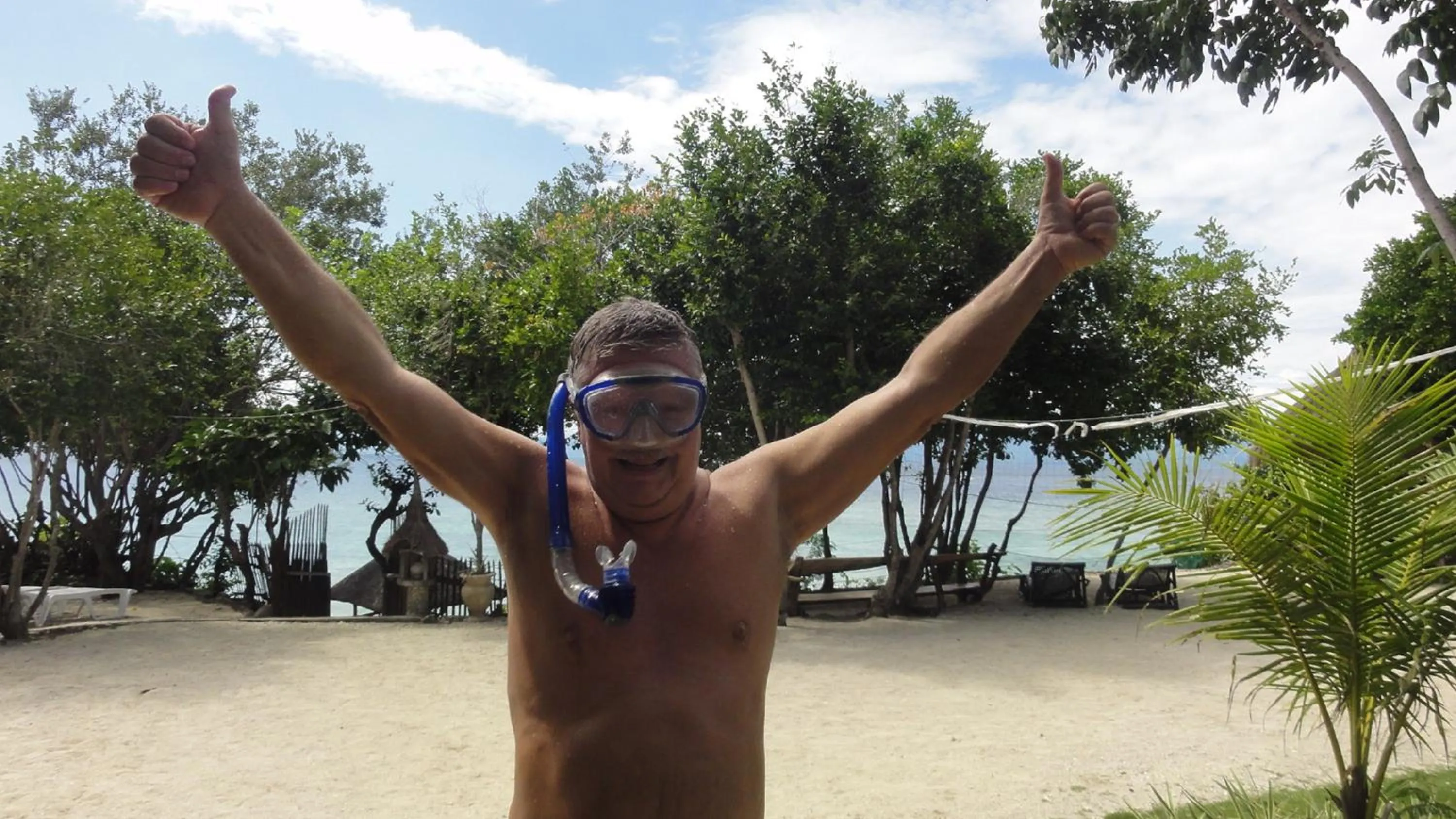 Snorkeling in Sea Turtle House Moalboal