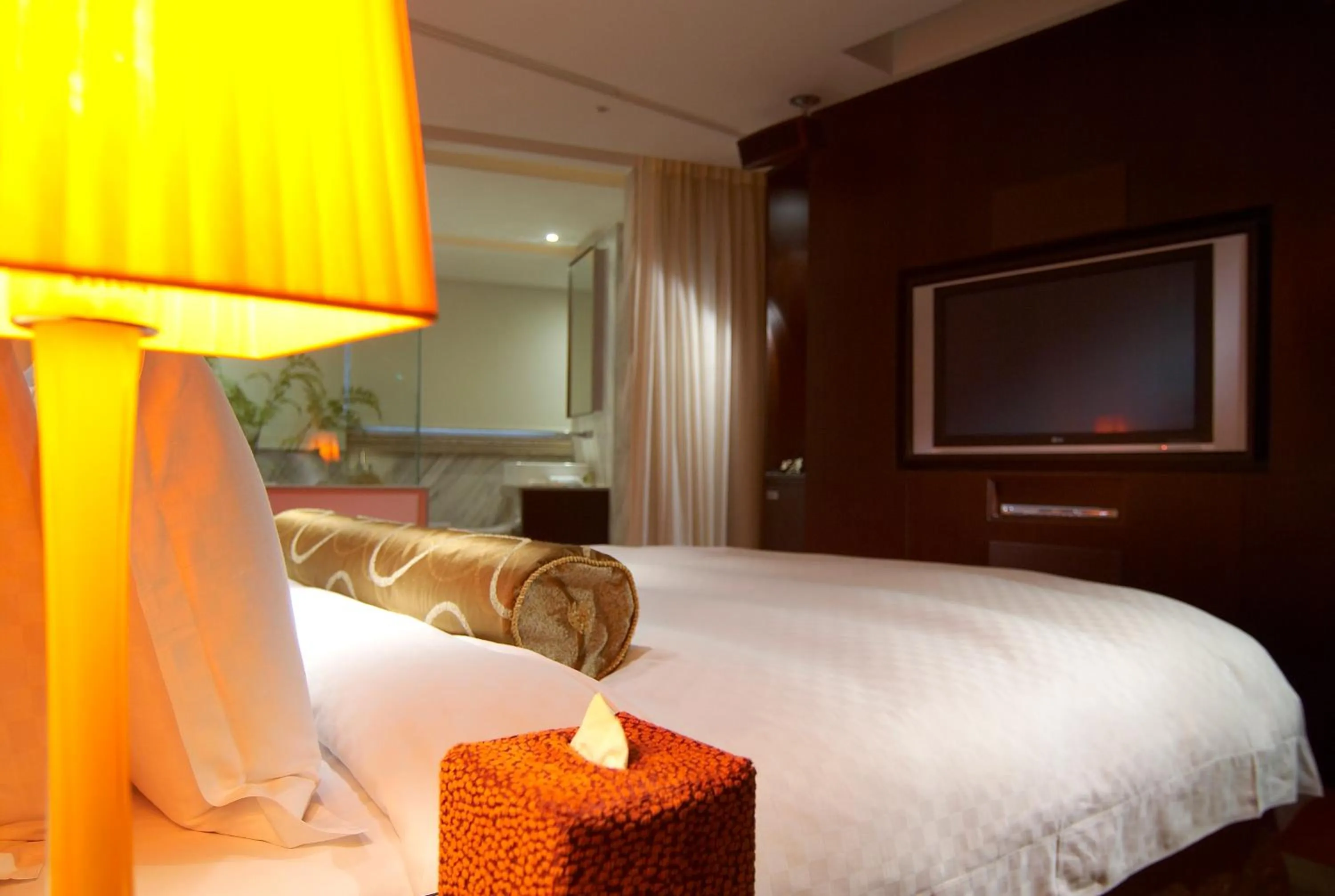 Photo of the whole room, Bed in Tango Motel