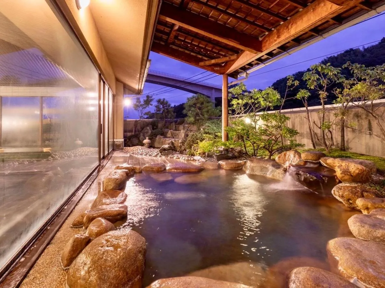 Open Air Bath in RYOKAN OQOQ-Tamai Bekkan