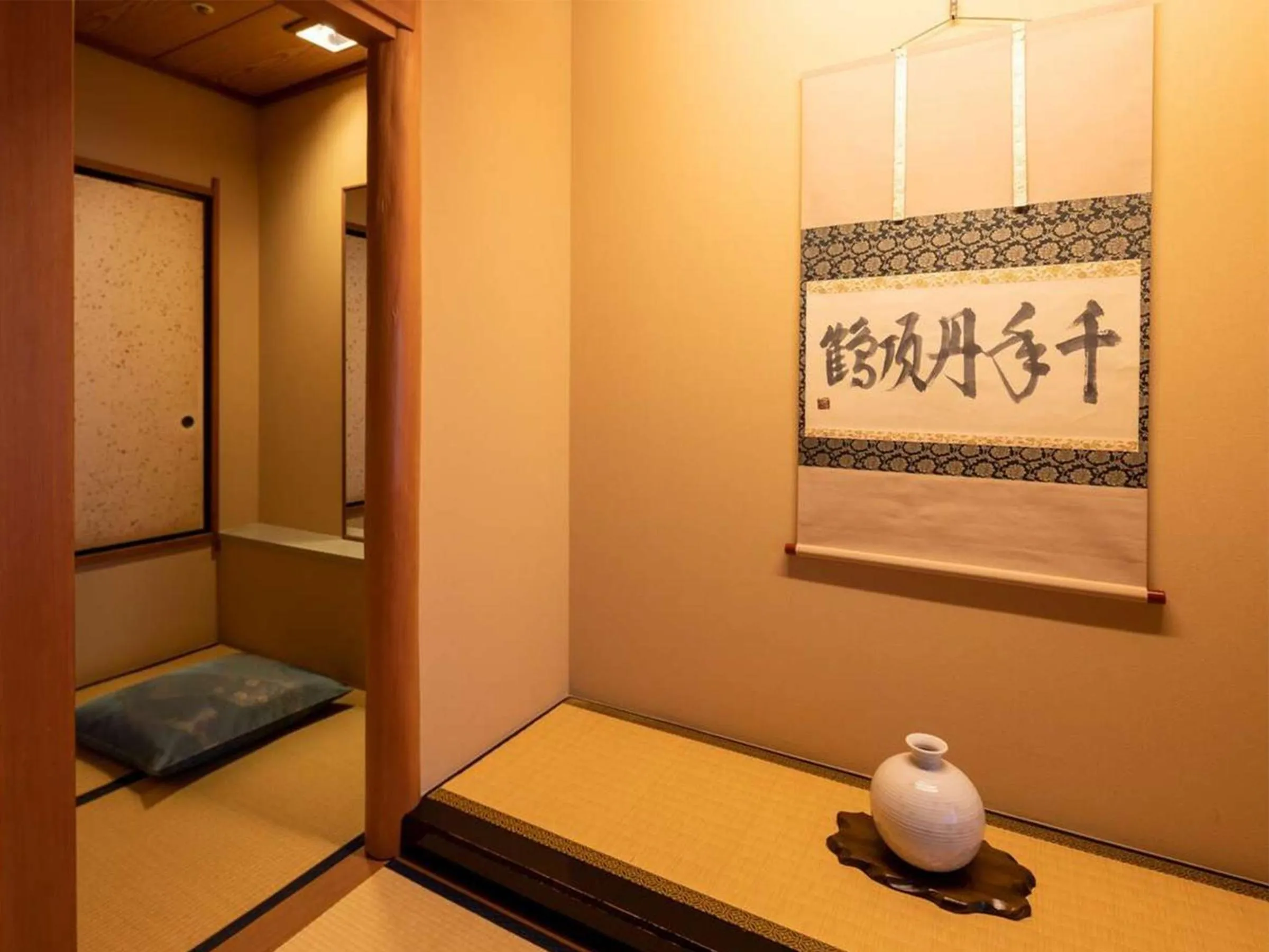 Photo of the whole room in RYOKAN OQOQ-Tamai Bekkan