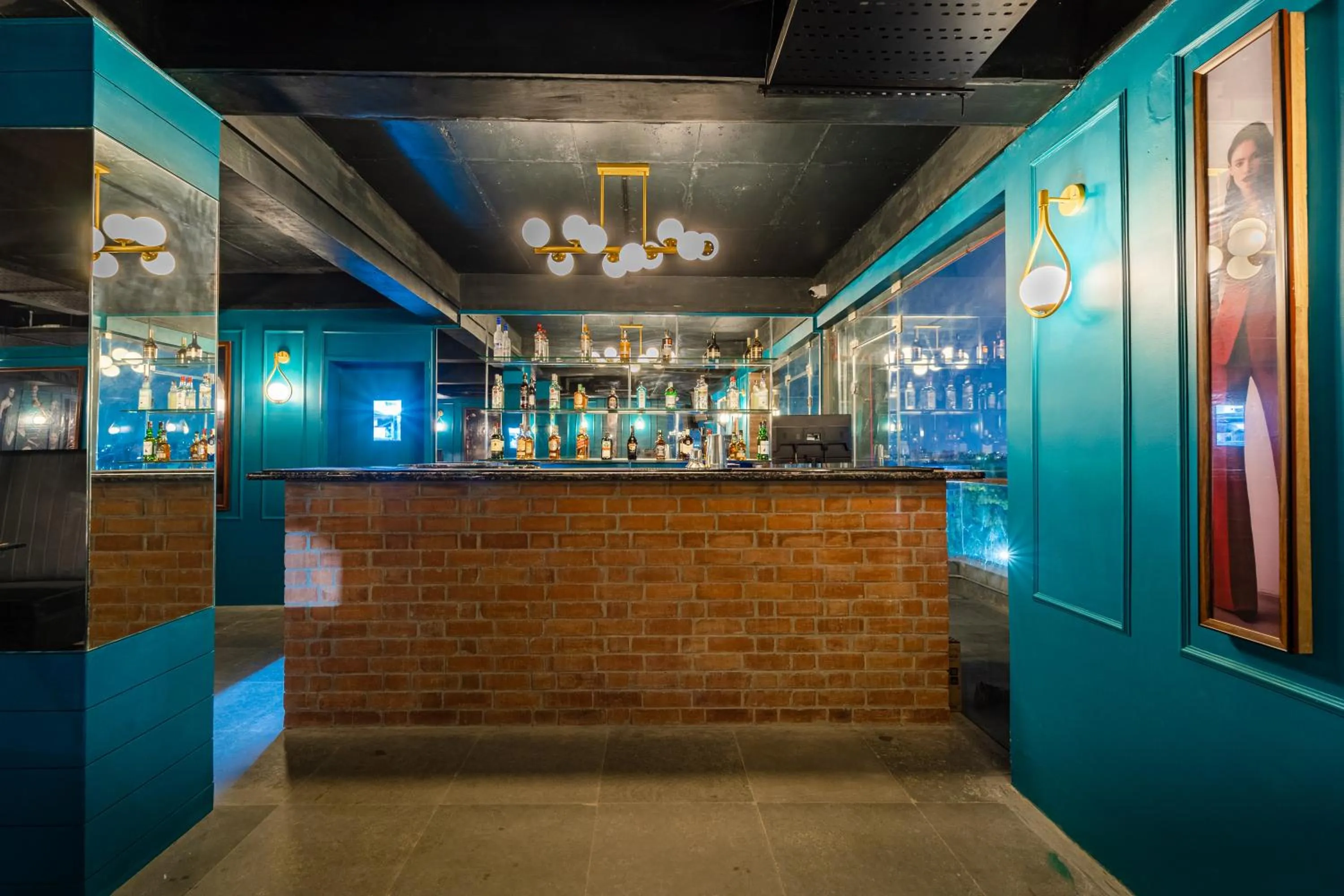 Lounge or bar in Rolling space