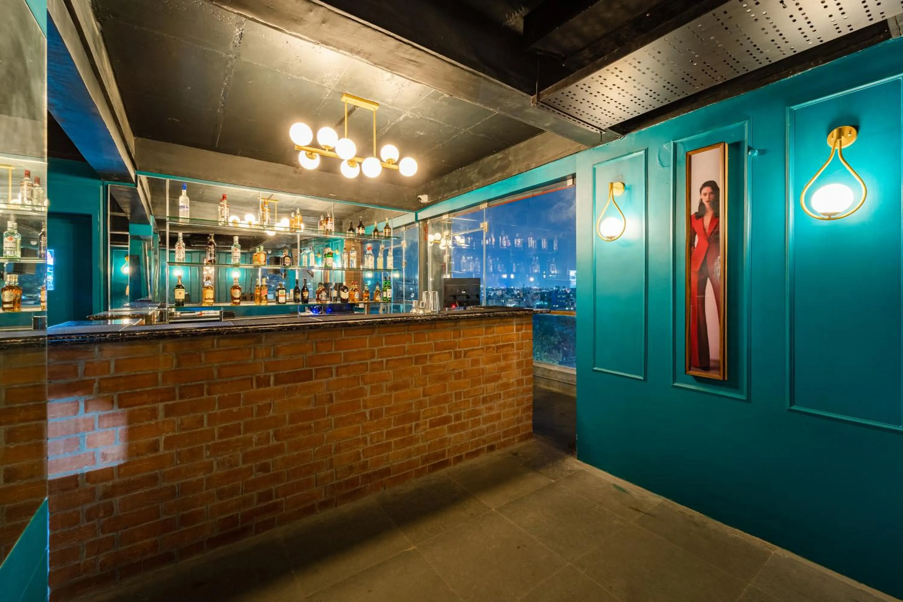 Lounge or bar in Rolling space