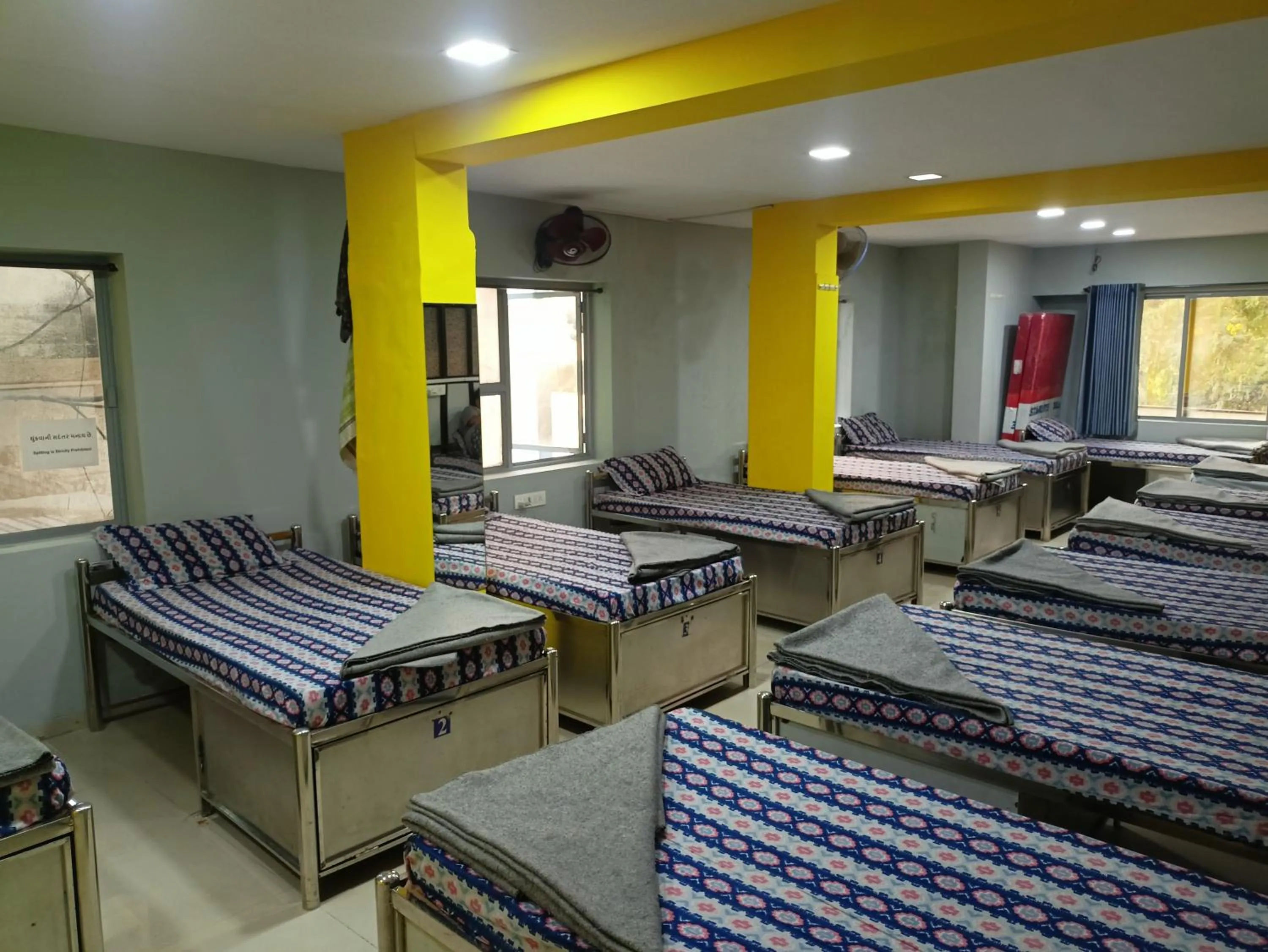 Photo of the whole room in Shiv Sai Dormitory
